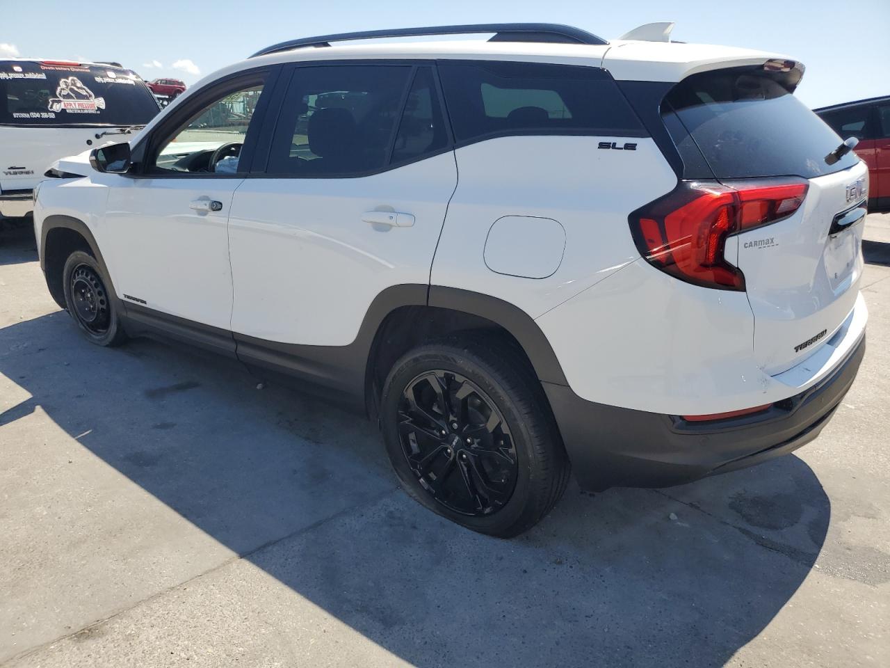 2020 GMC TERRAIN SL — VIN 3GKALMEV4LL308694 — photo 2