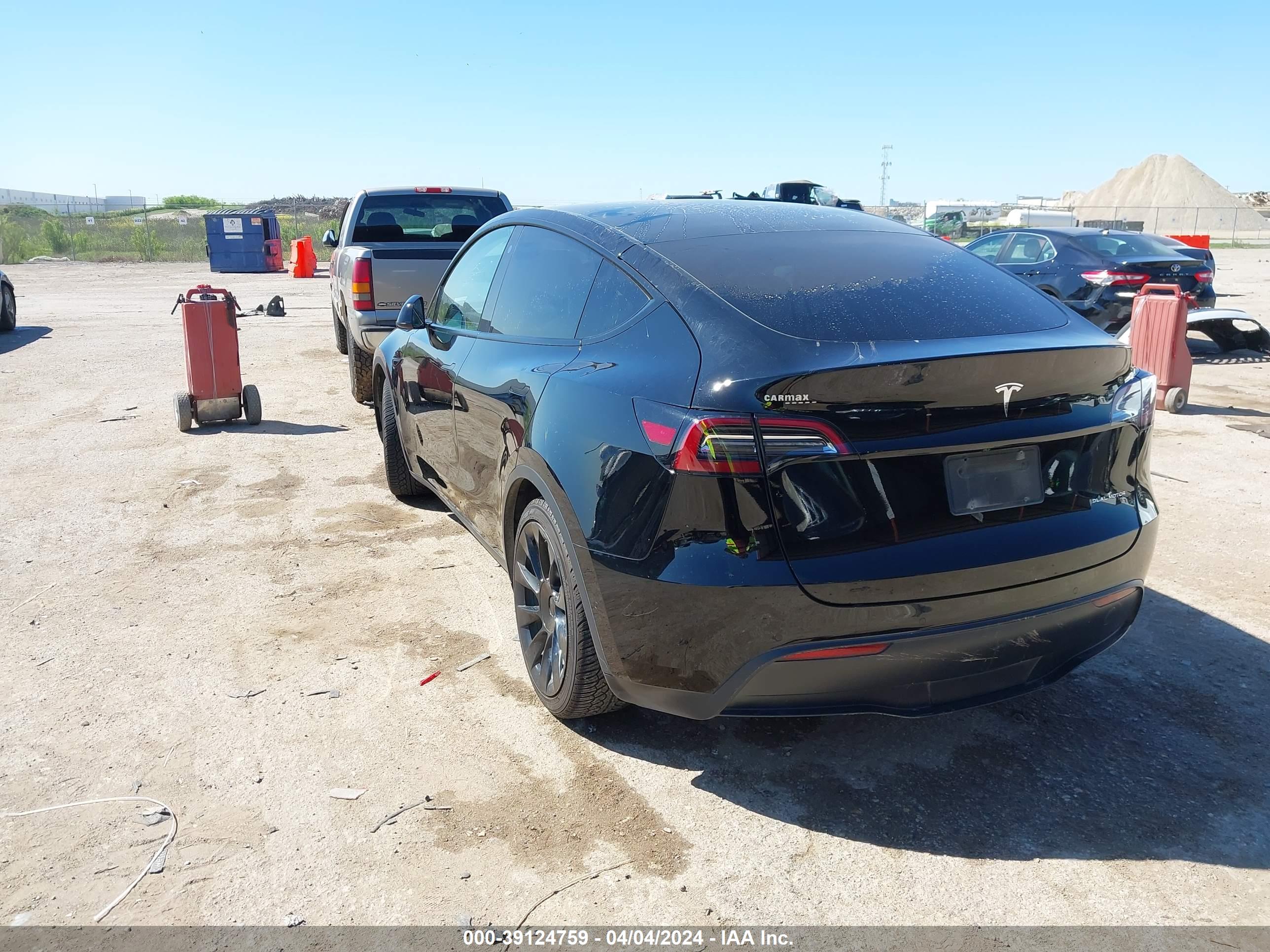 2021 TESLA MODEL Y — VIN 5YJYGAEEXMF144364 — photo 3