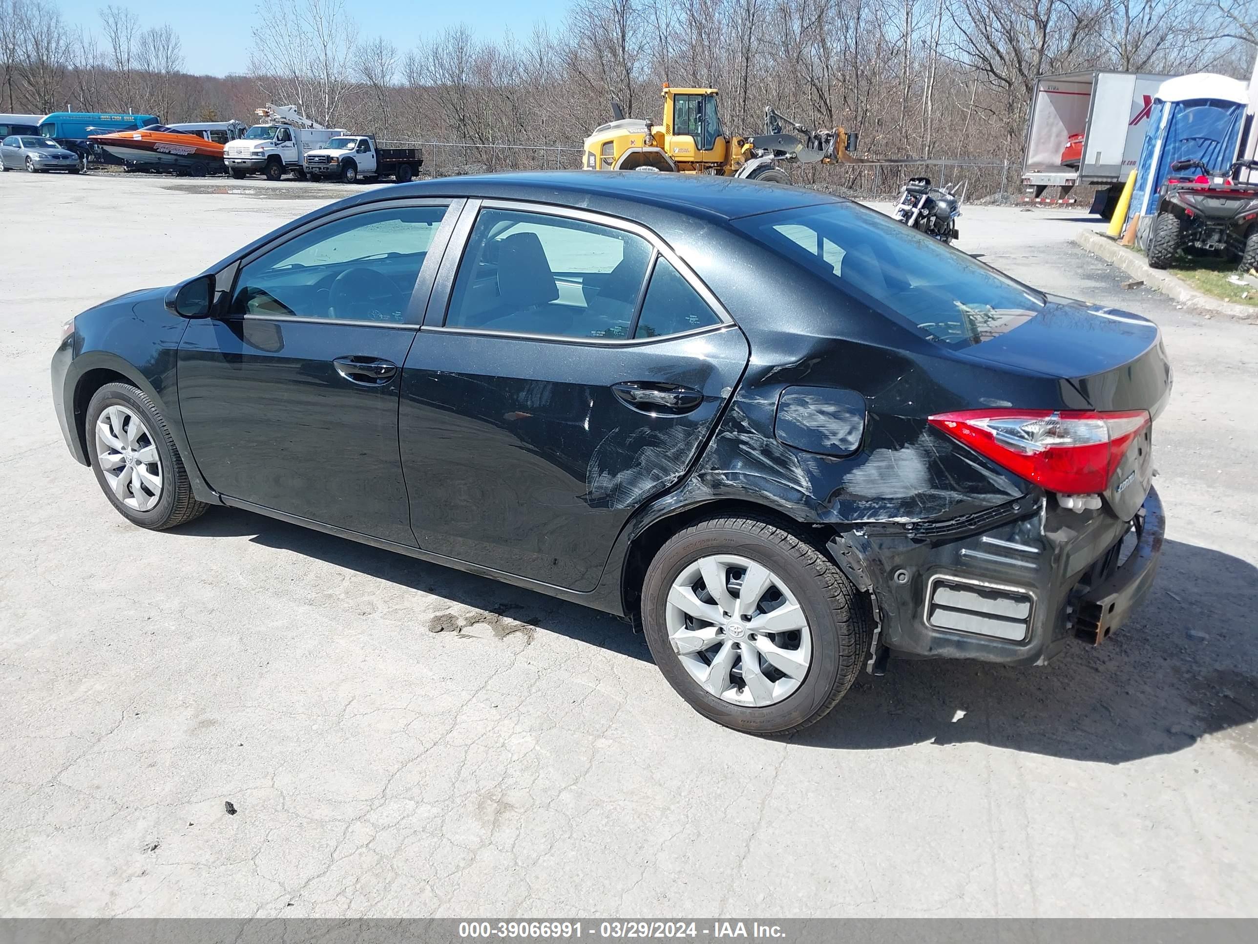 2014 TOYOTA COROLLA — VIN 2T1BURHE2EC208203 — photo 3