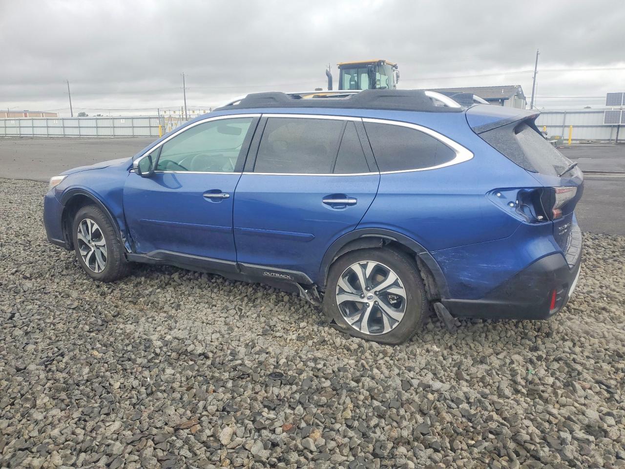 2022 SUBARU Outback — VIN 4S4BTAPC8N3110480 — photo 2
