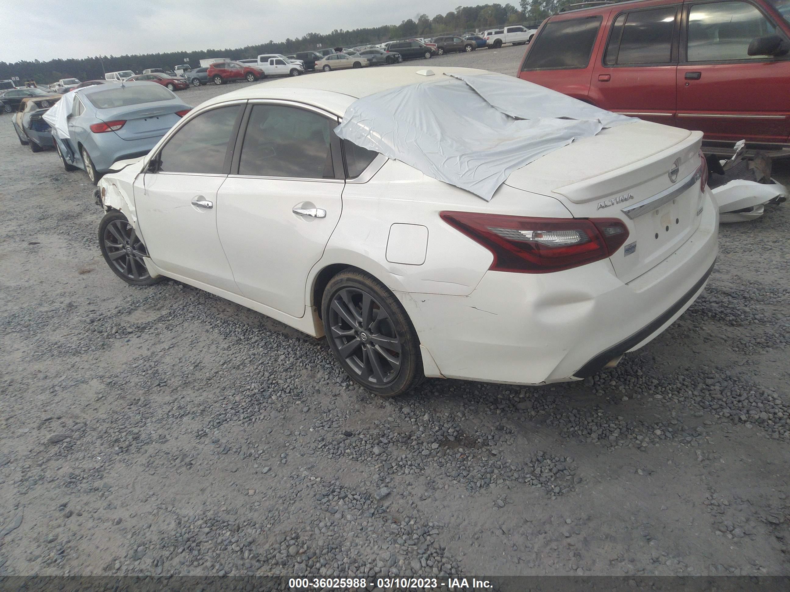 2018 NISSAN ALTIMA — VIN 1N4AL3AP6JC237185 — photo 3