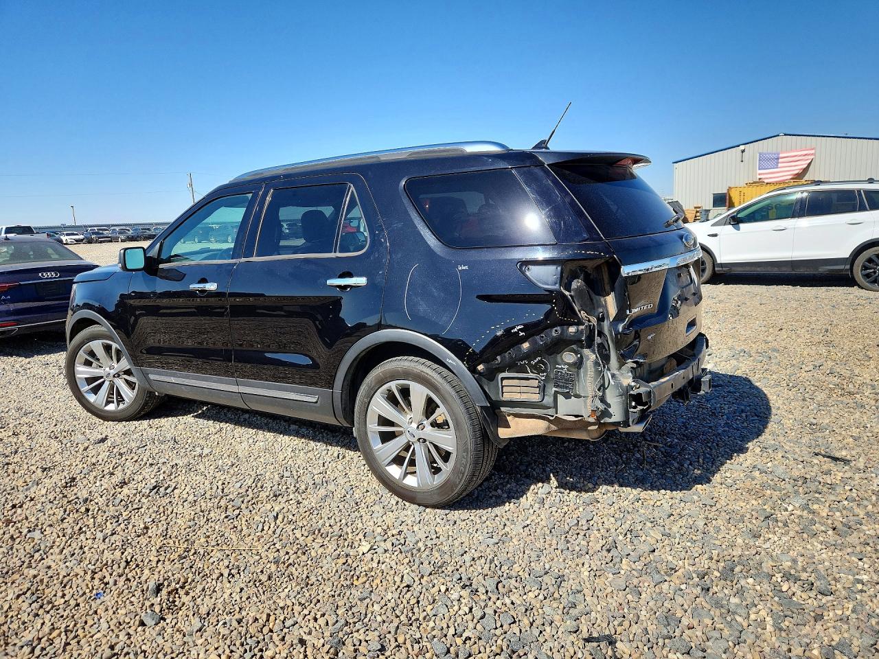 2019 FORD Explorer — VIN 1FM5K7F85KGA17324 — photo 2