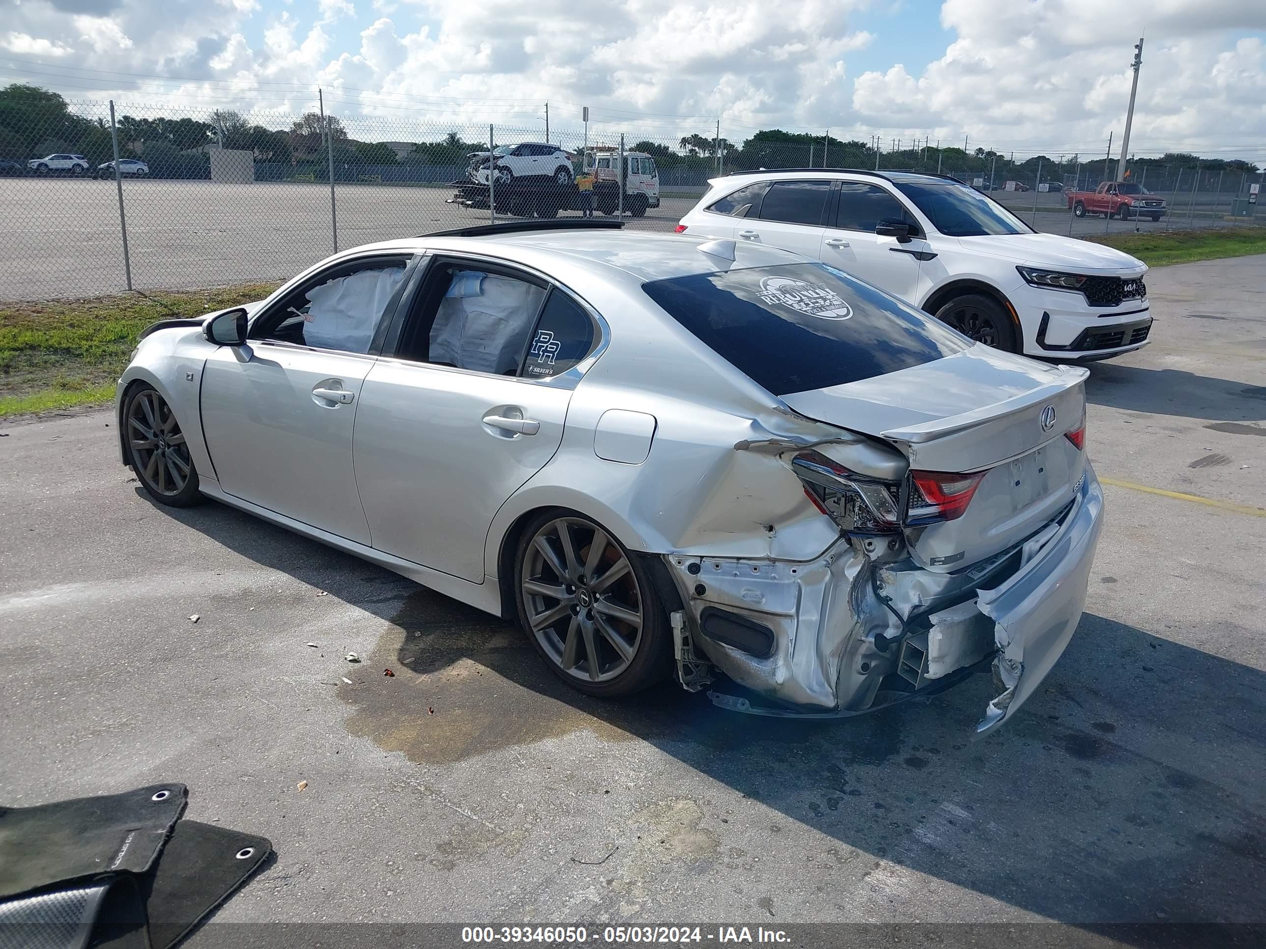 2015 LEXUS GS 350 — VIN JTHBE1BL5FA010886 — photo 3