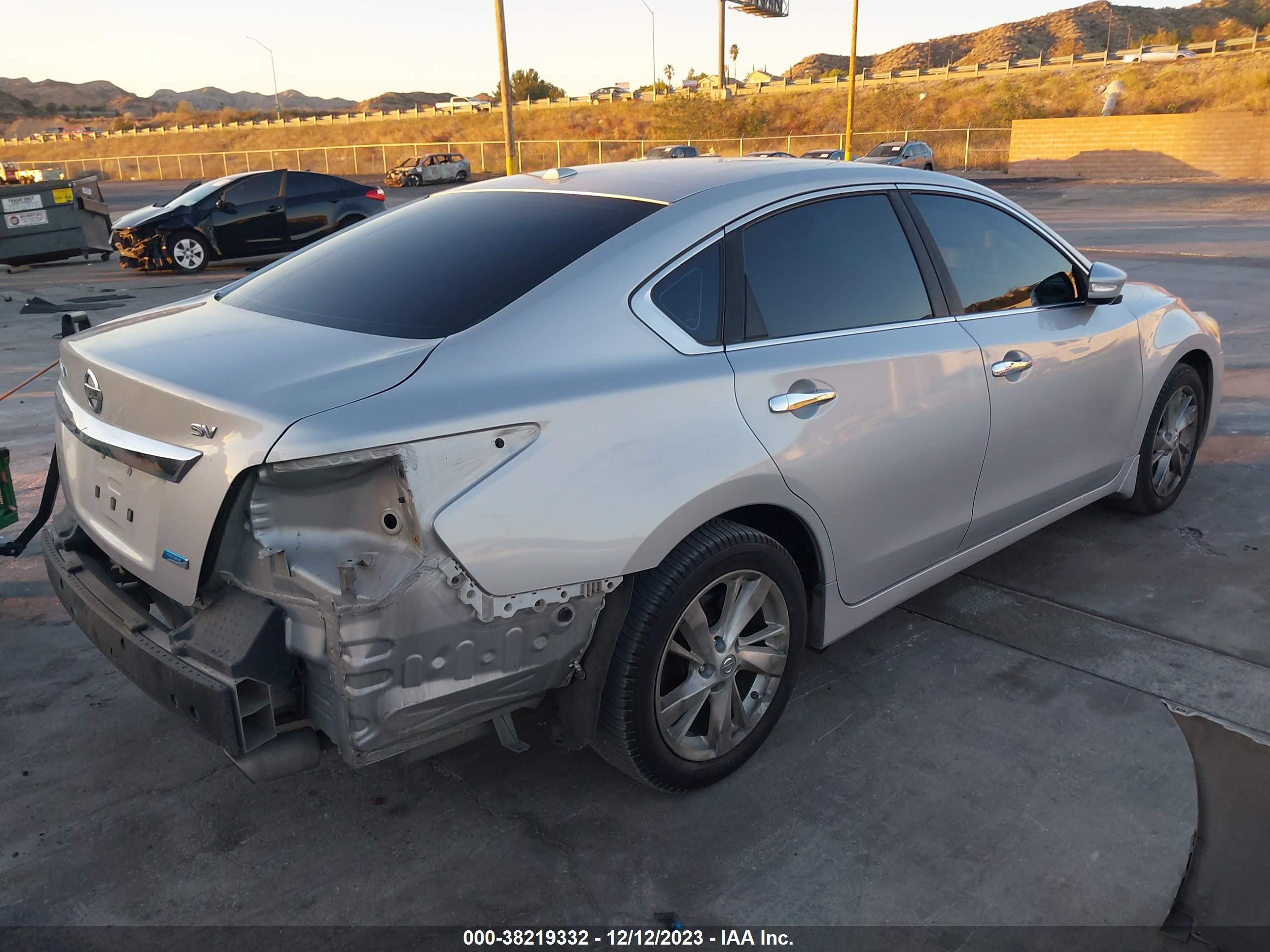 2013 NISSAN ALTIMA — VIN 1N4AL3AP8DN464063 — photo 4