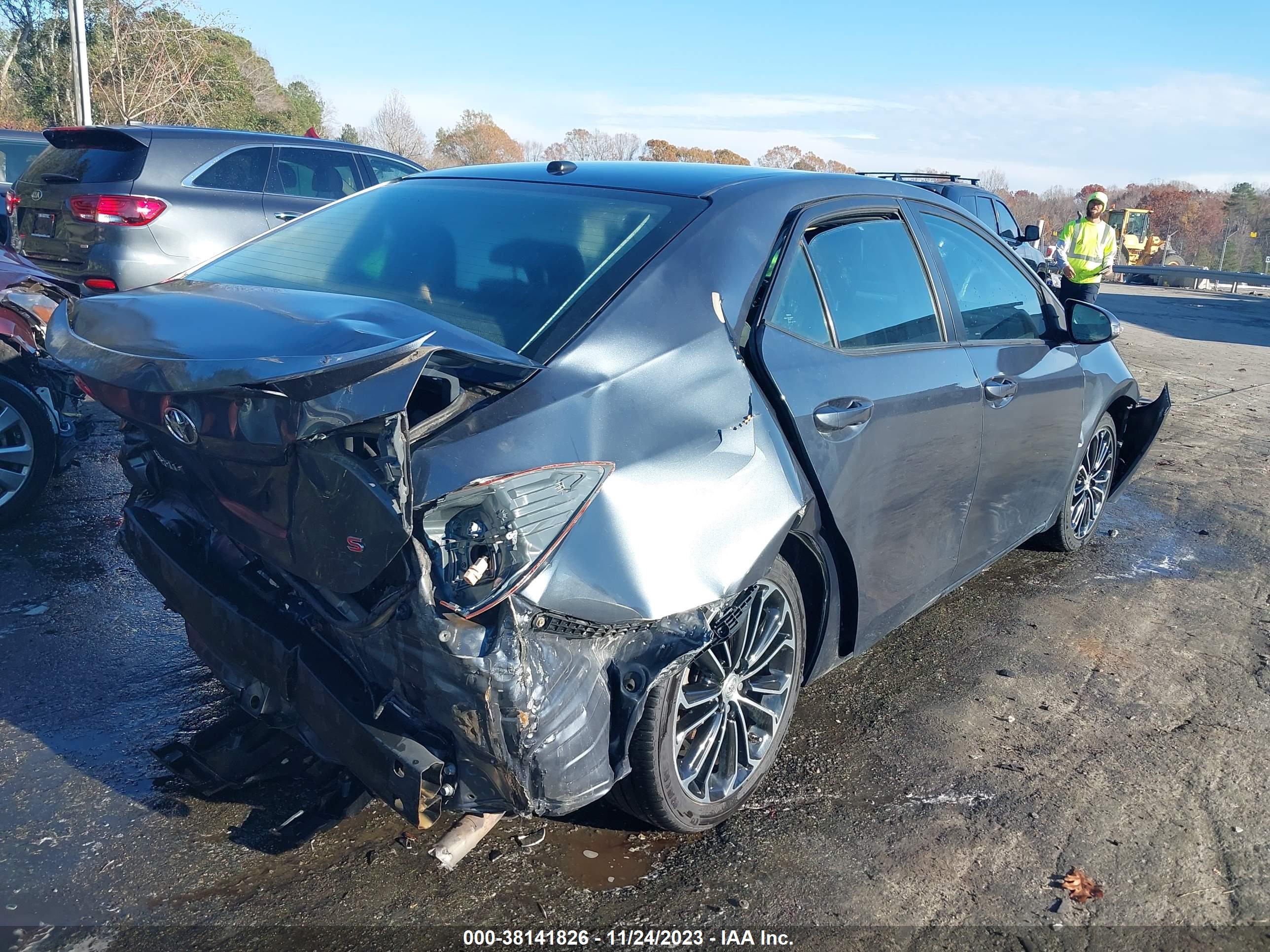 2014 TOYOTA COROLLA — VIN 2T1BURHE3EC039082 — photo 4