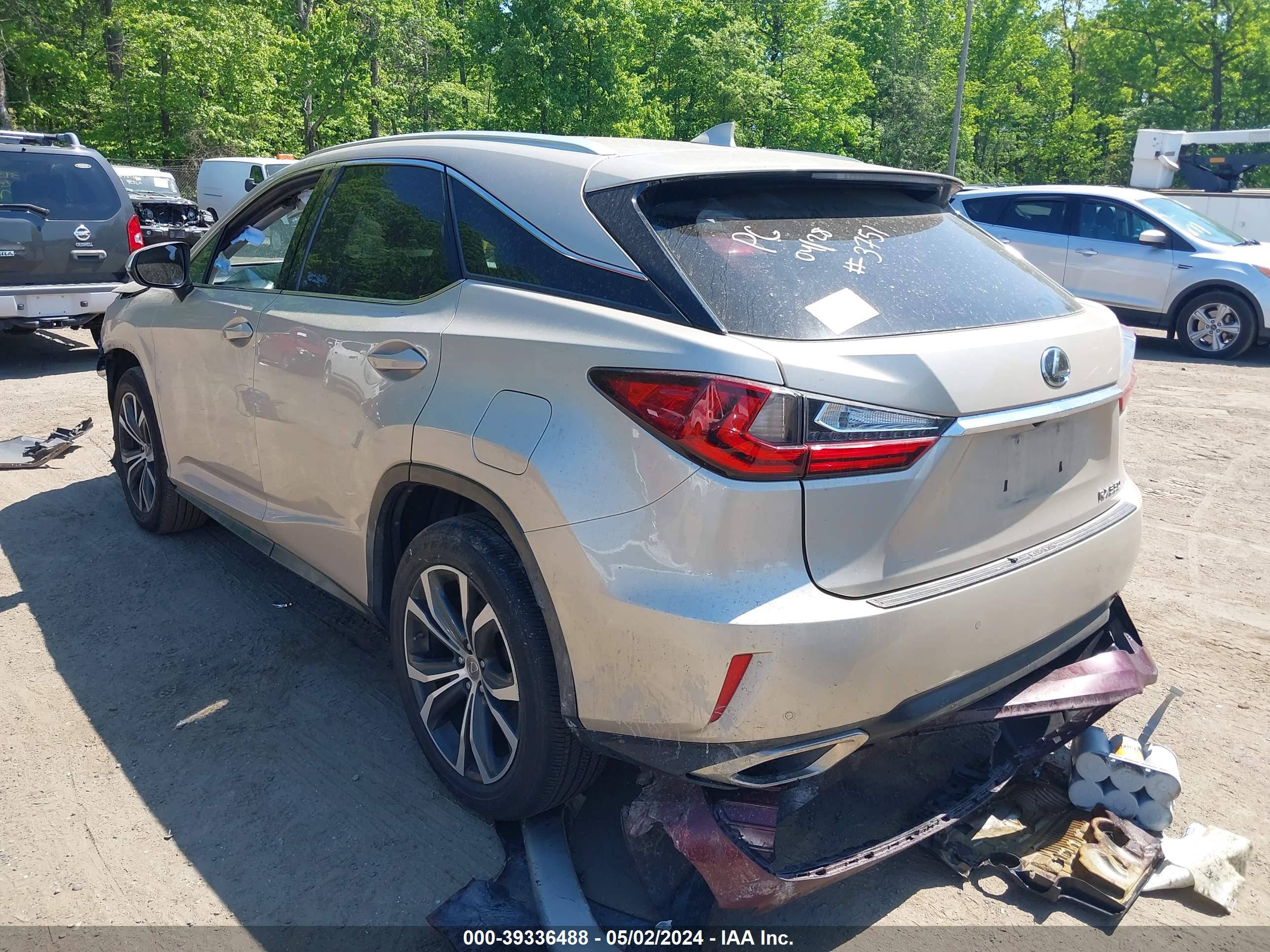 2016 LEXUS RX 350 — VIN 2T2BZMCA2GC033751 — photo 3
