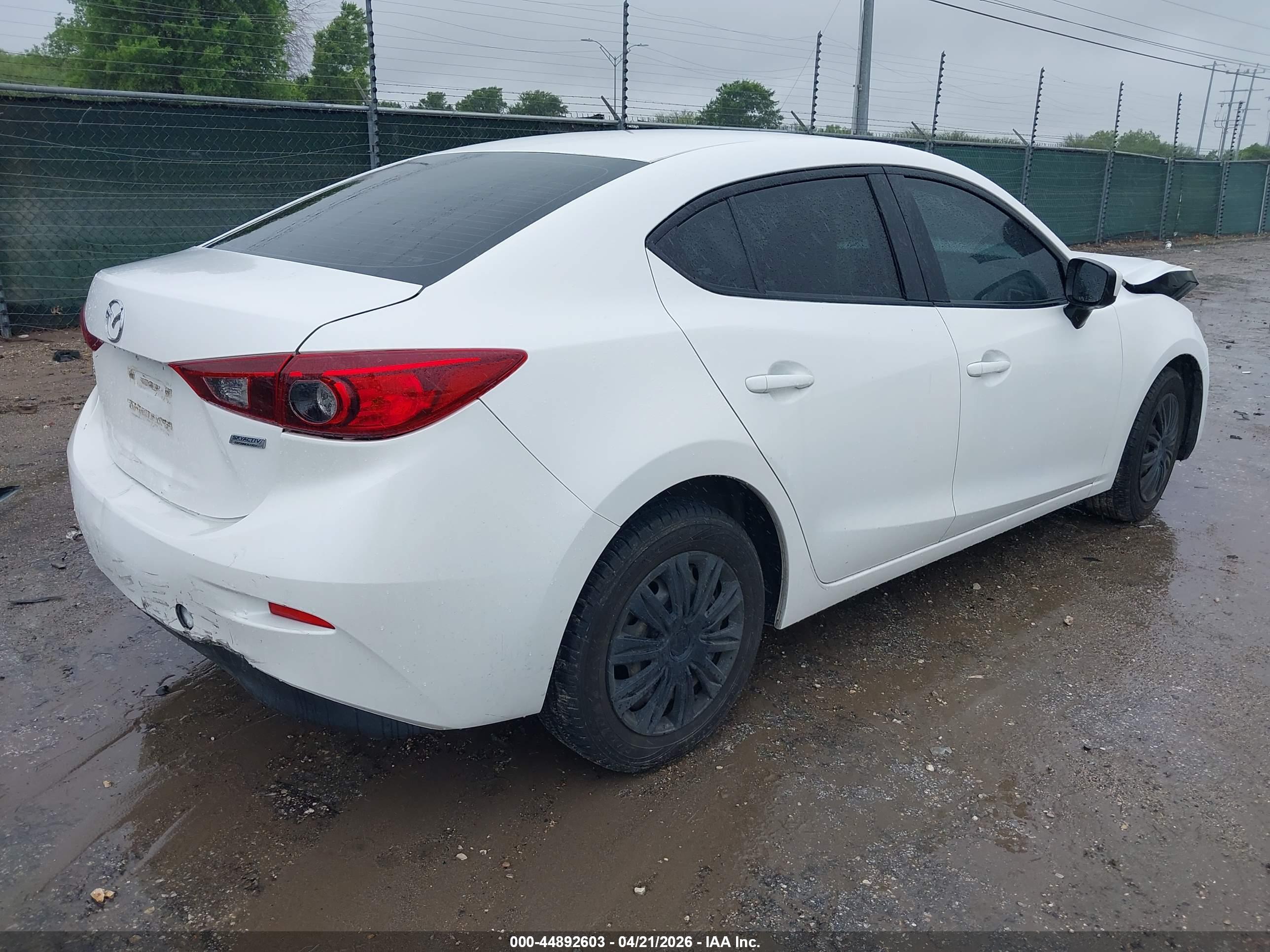 2017 MAZDA 3 — VIN 3MZBN1U77HM157456 — photo 4