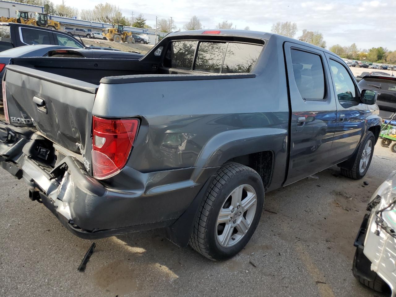 2011 HONDA RIDGELINE — VIN 5FPYK1F57BB451914 — photo 3