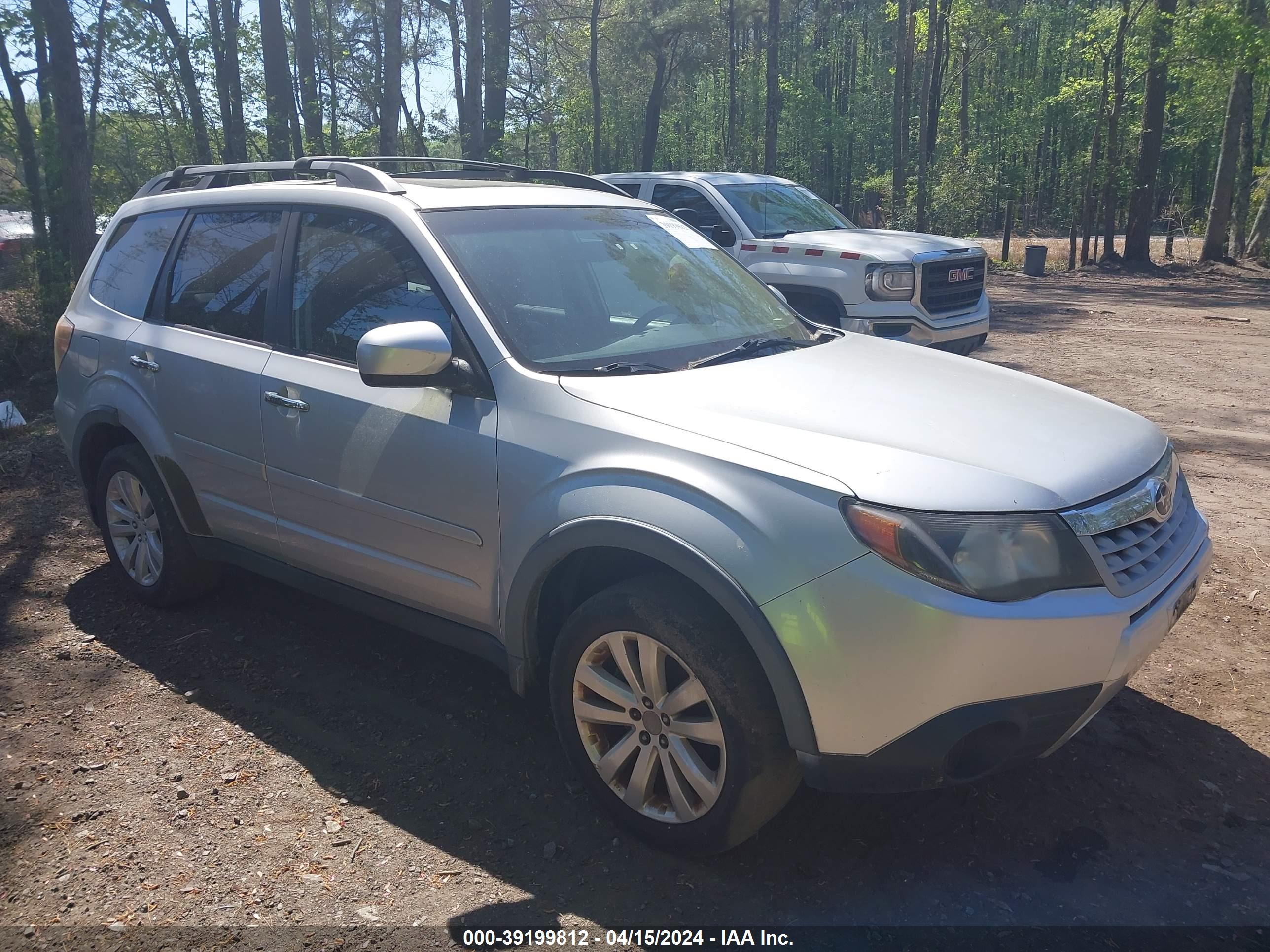 2011 SUBARU FORESTER — VIN JF2SHADCXBH705681 — photo 1 of 11