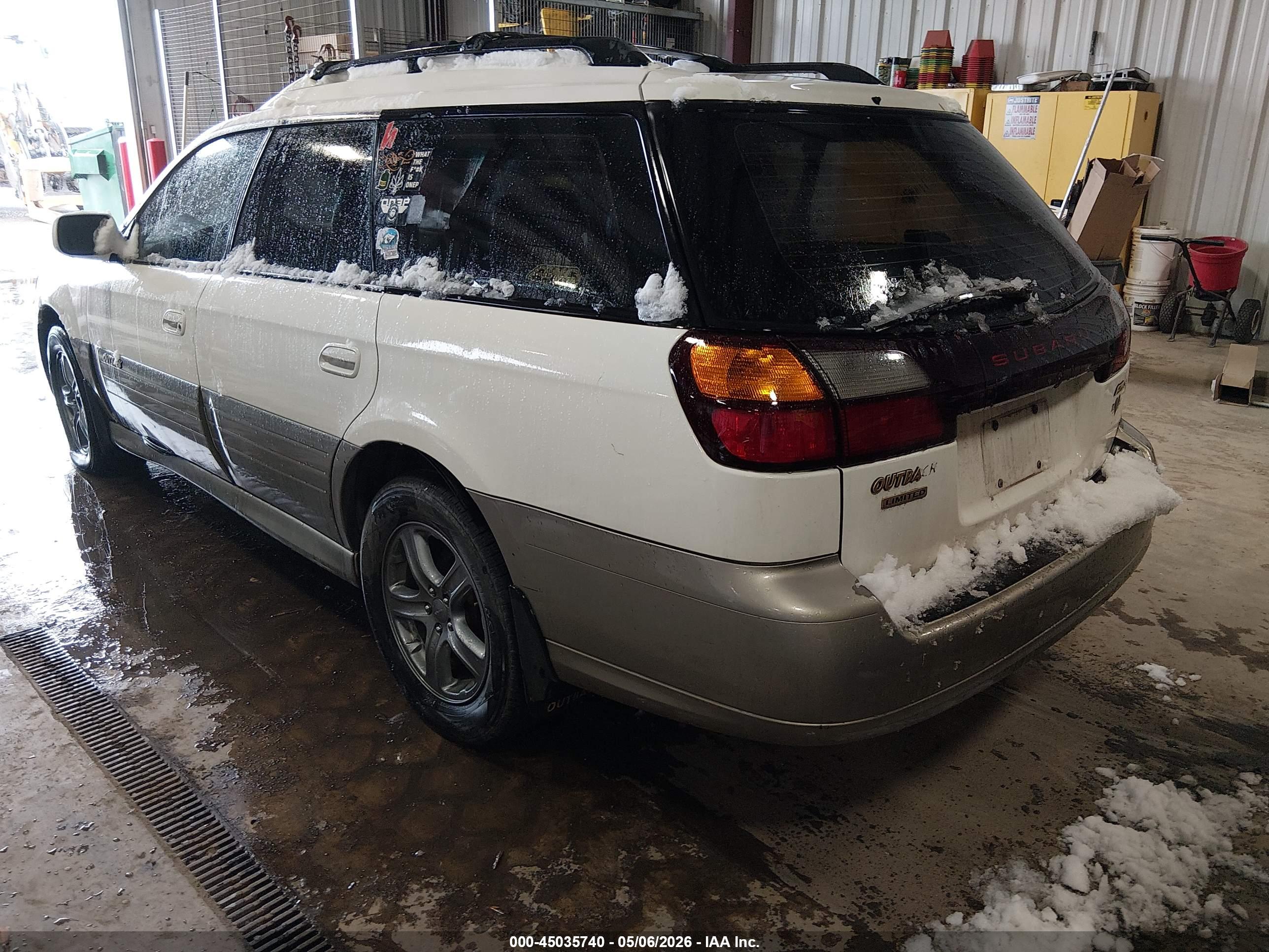 2001 SUBARU Outback — VIN 4S3BH686017667401 — photo 3