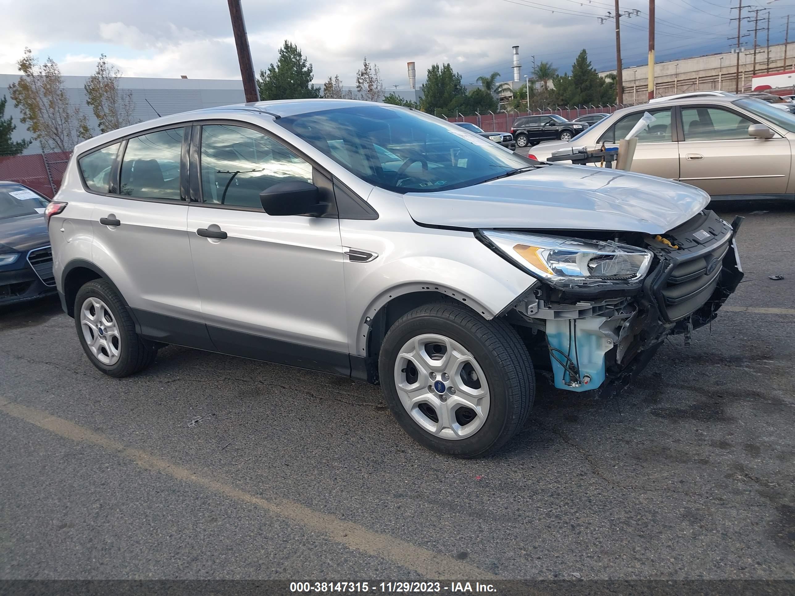 2017 FORD ESCAPE