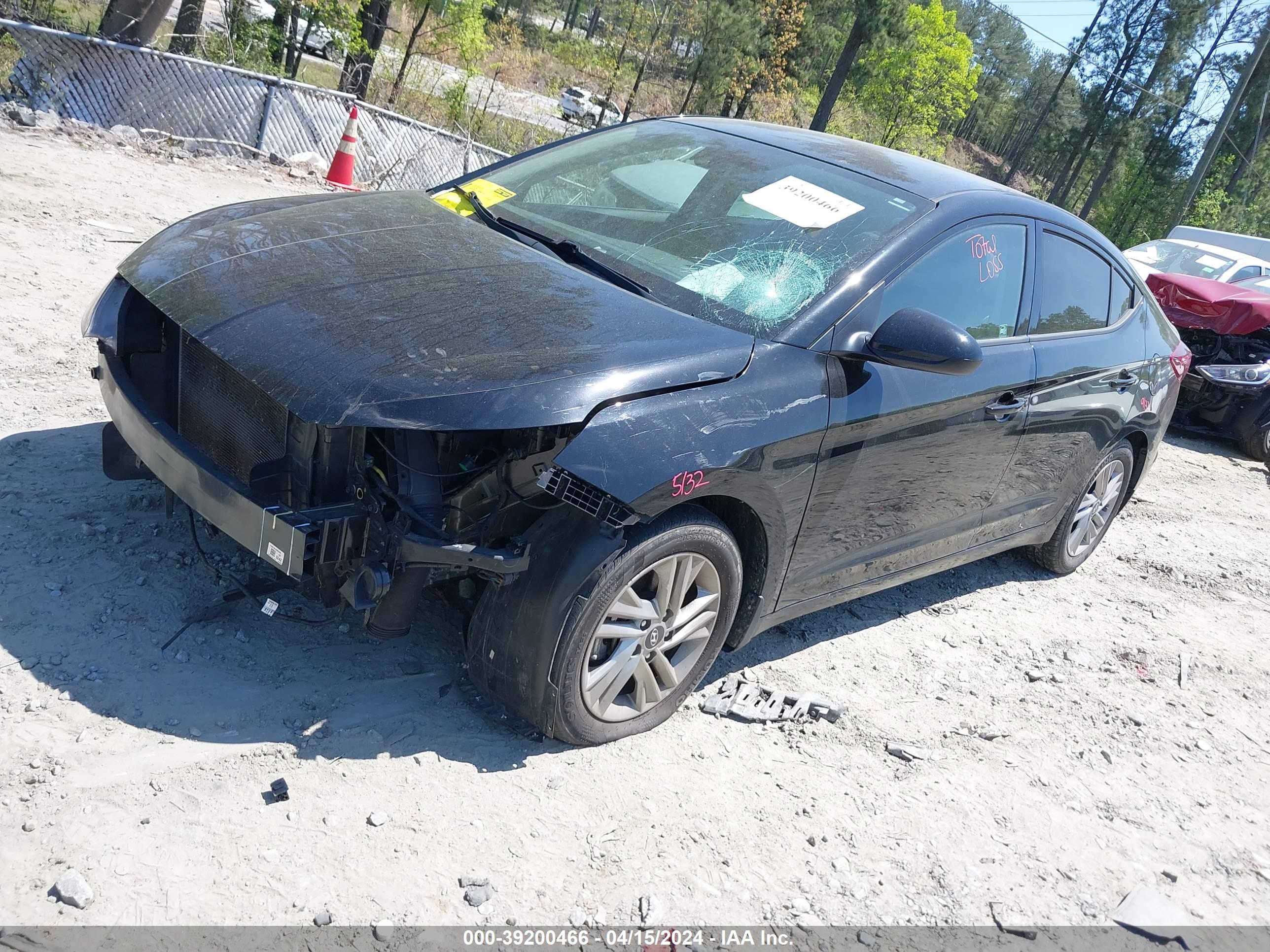 2020 HYUNDAI ELANTRA — VIN KMHD84LFXLU996952 — photo 2