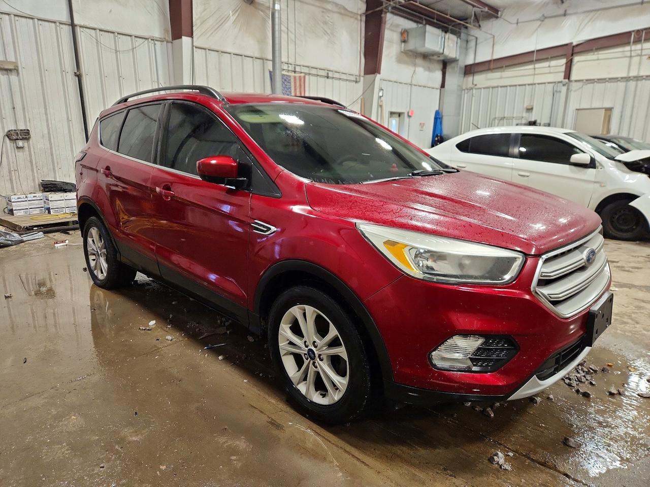 2018 FORD Escape — VIN 1FMCU0GD7JUC58483 — photo 4