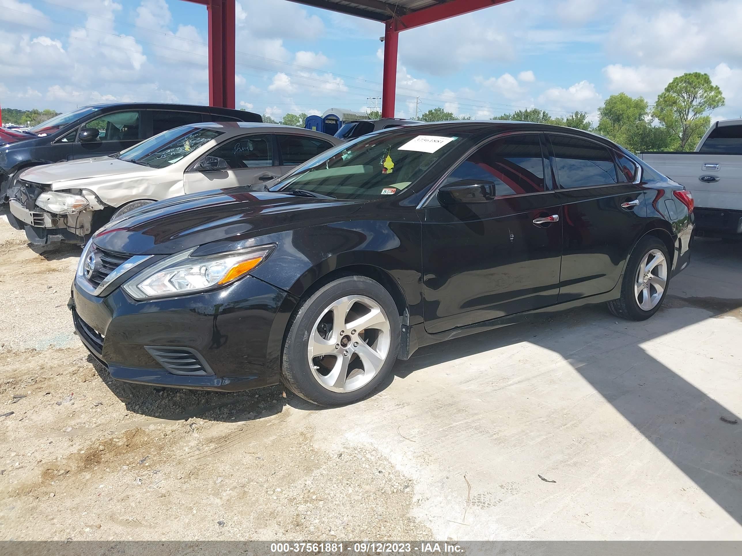 2016 NISSAN ALTIMA — VIN 1N4AL3AP6GC268249 — photo 2