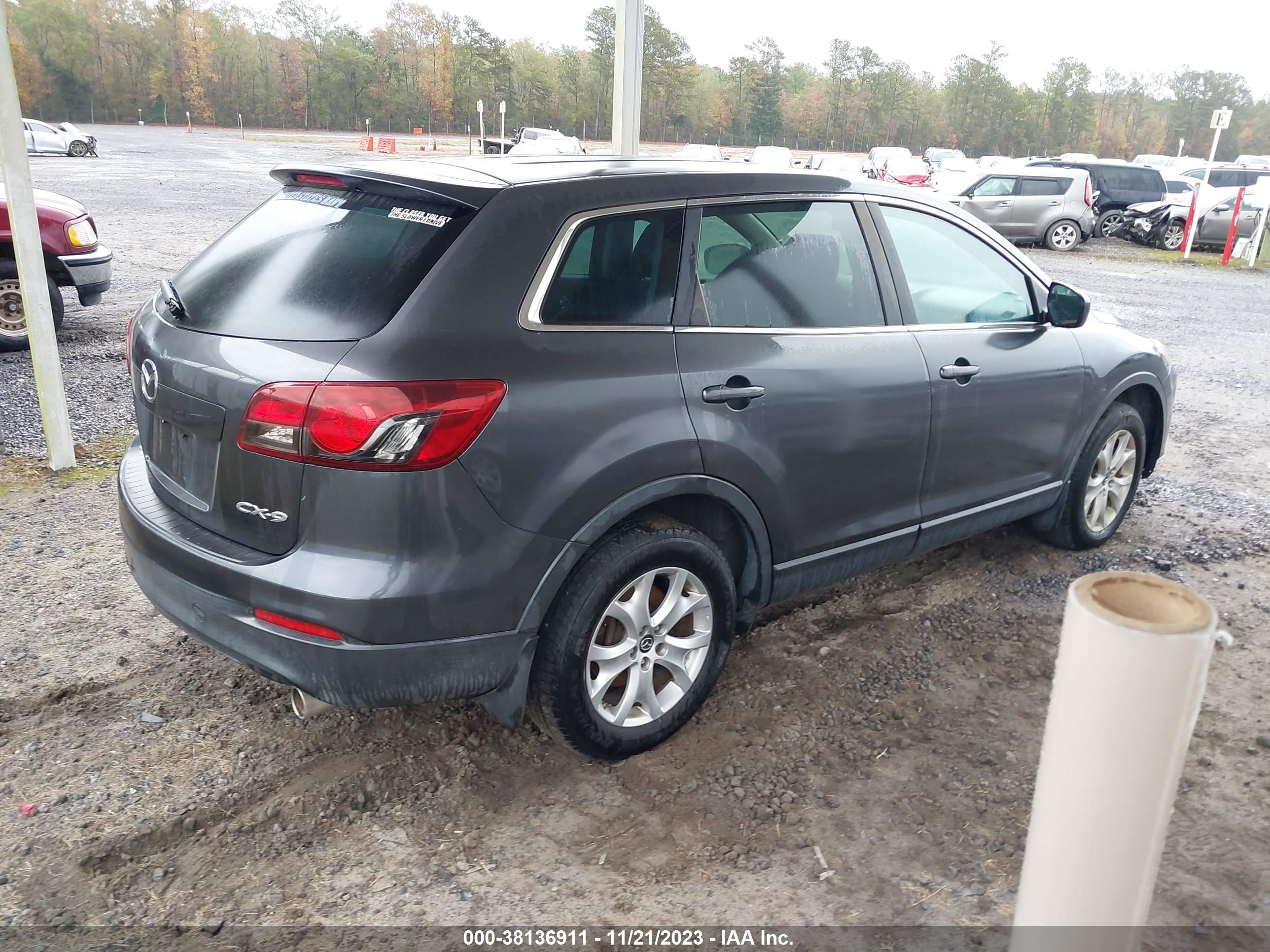 2013 MAZDA CX-9 — VIN JM3TB2BAXD0401545 — photo 4