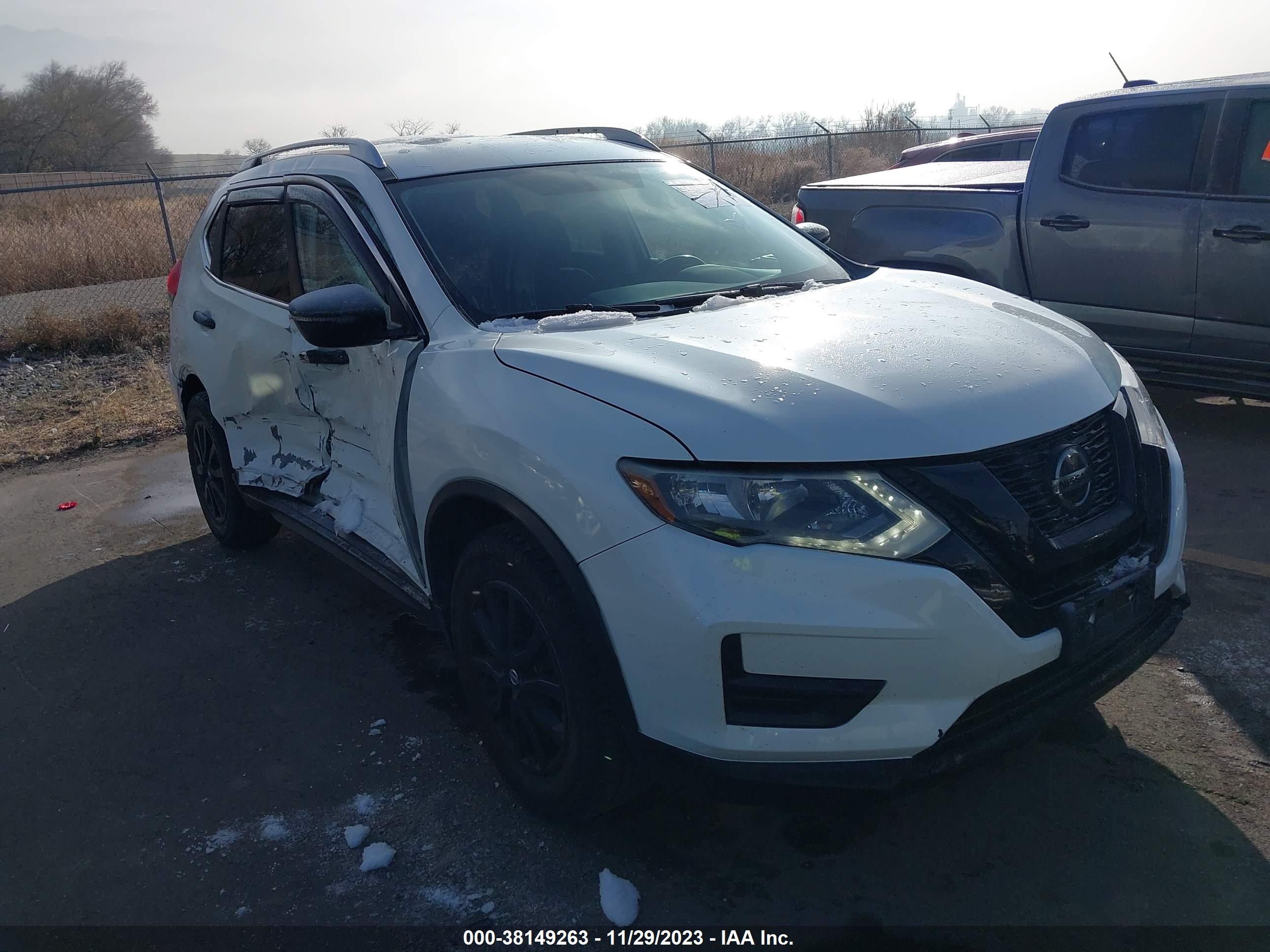 2018 NISSAN ROGUE