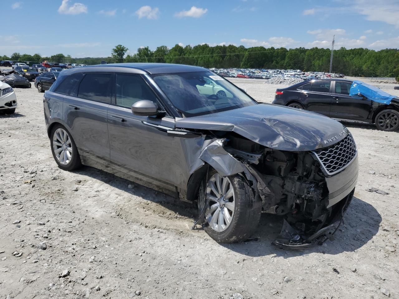 2018 LAND ROVER RANGE ROVE — VIN SALYB2RV6JA716820 — photo 4