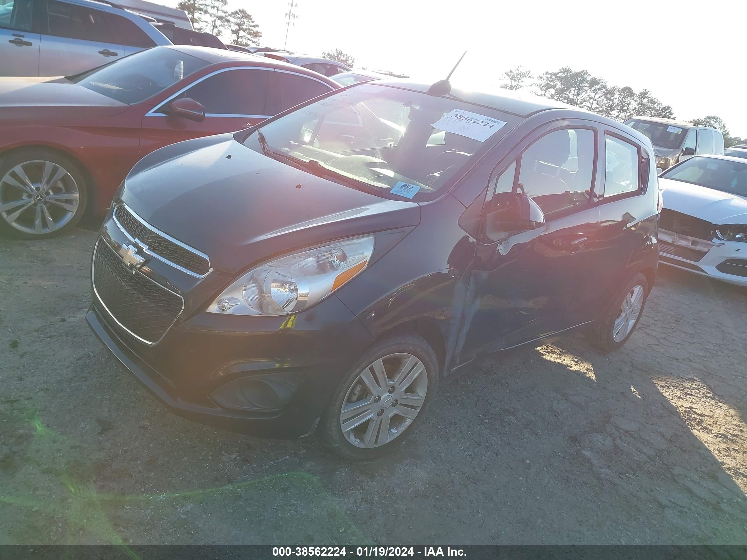 2015 CHEVROLET SPARK — VIN KL8CB6S98FC802804 — photo 2