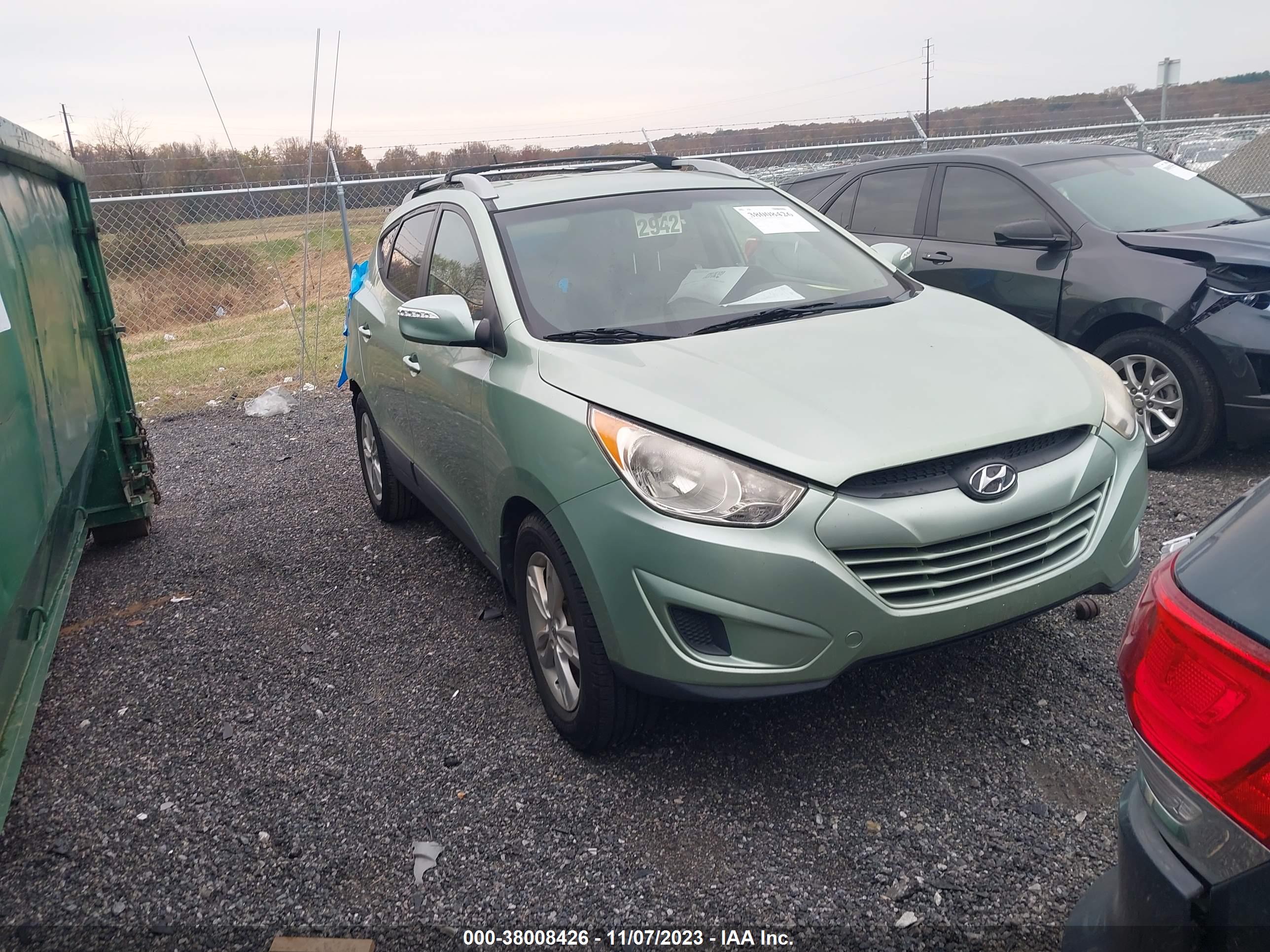 2012 HYUNDAI TUCSON — VIN KM8JU3AC5CU503521 — photo 1 of 11