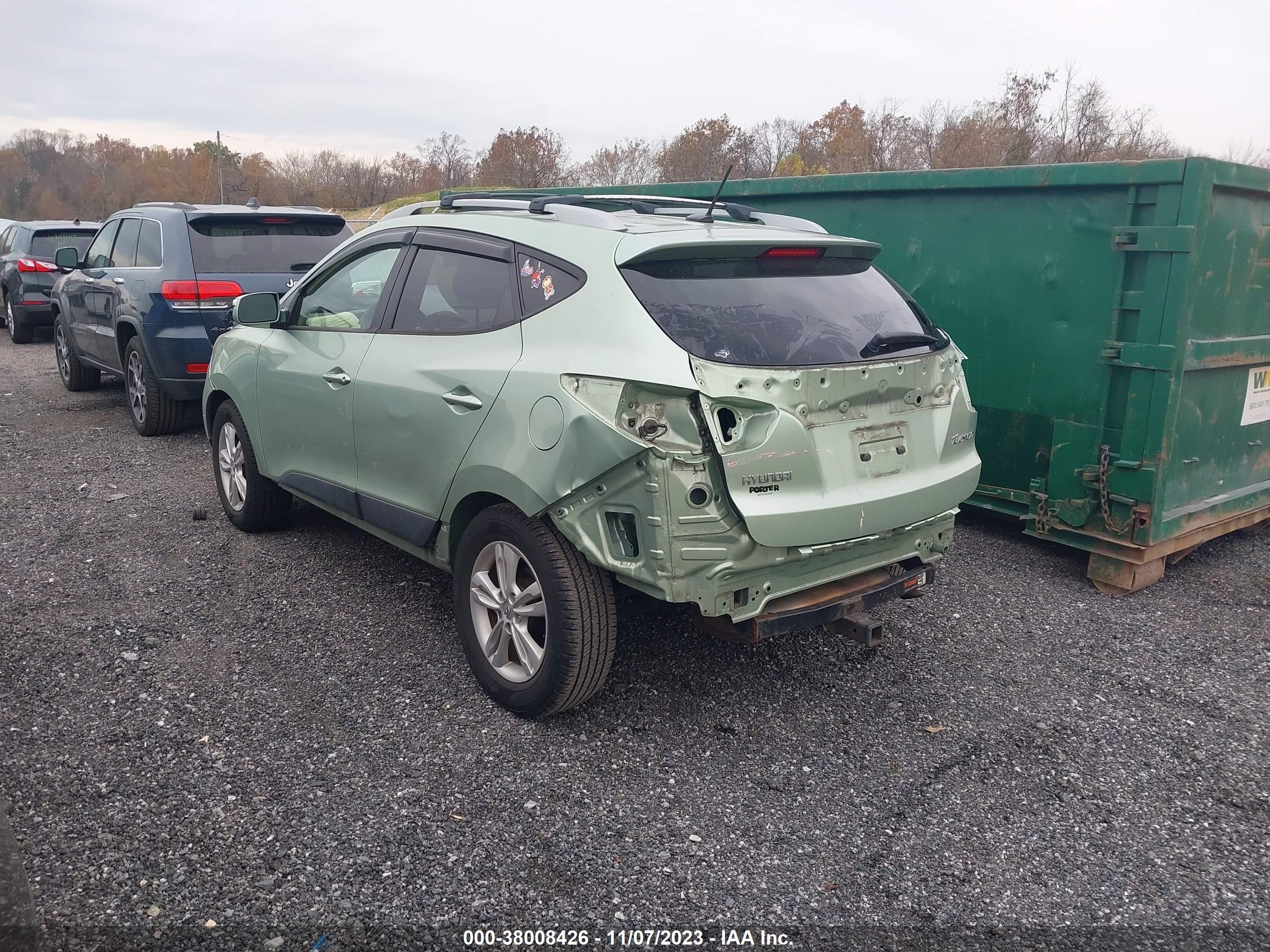 2012 HYUNDAI TUCSON — VIN KM8JU3AC5CU503521 — photo 3