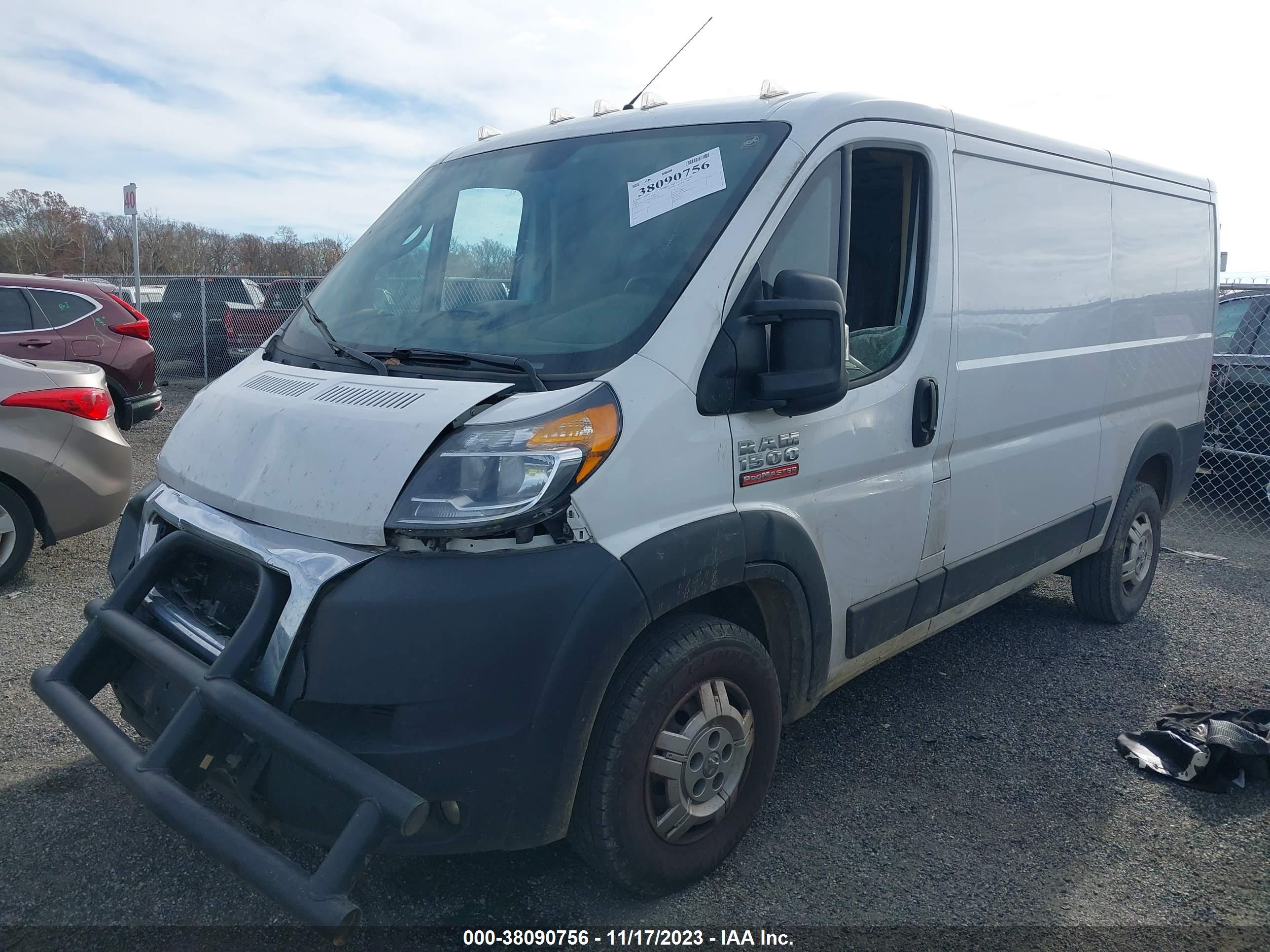 2021 RAM PROMASTER 1500 — VIN 3C6LRVAG3ME559347 — photo 2