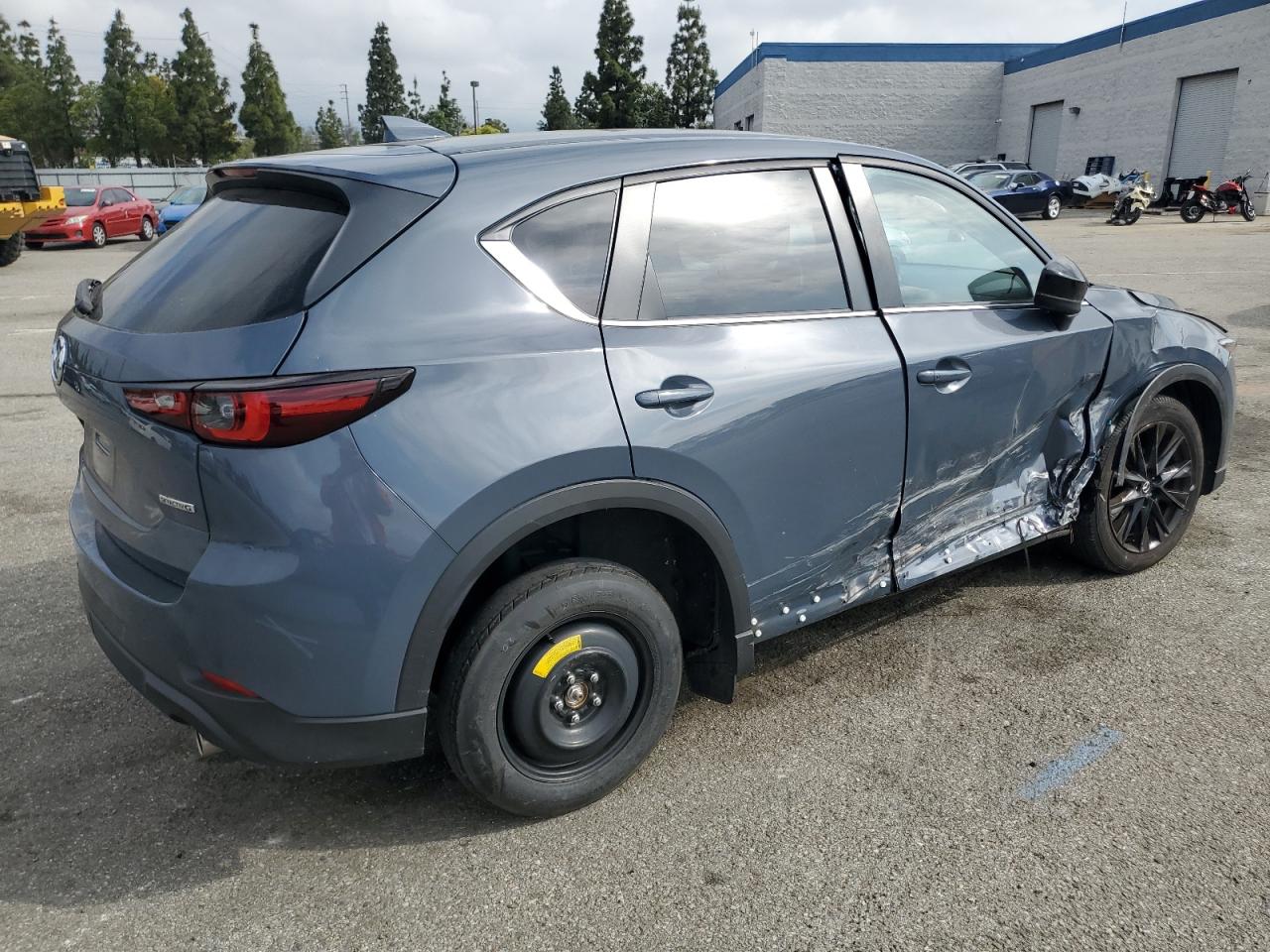 2022 MAZDA CX-5 PREFE — VIN JM3KFBCM9N1614801 — photo 3