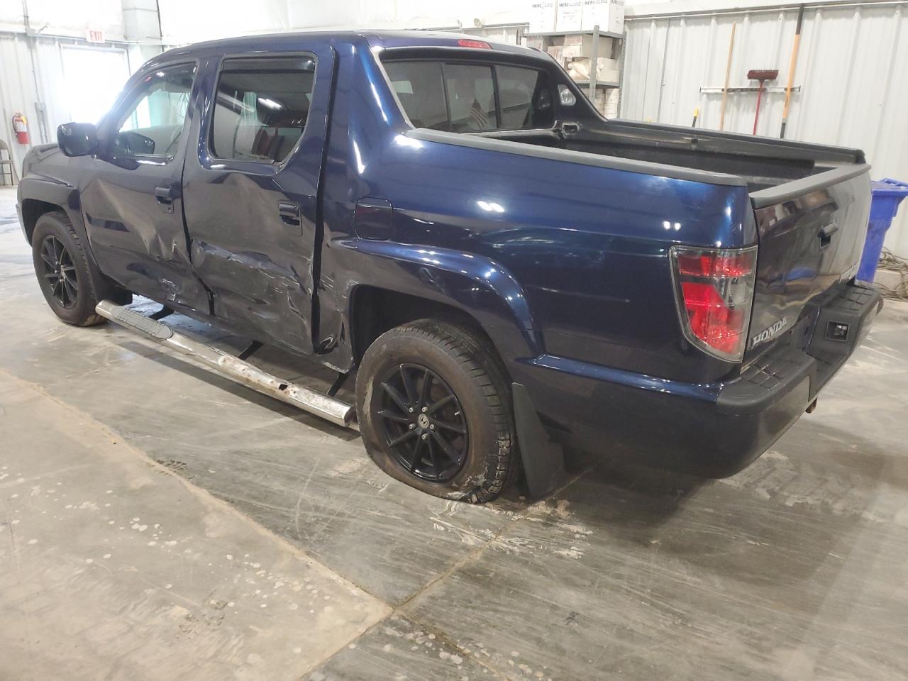2014 HONDA RIDGELINE — VIN 5FPYK1F55EB003210 — photo 2
