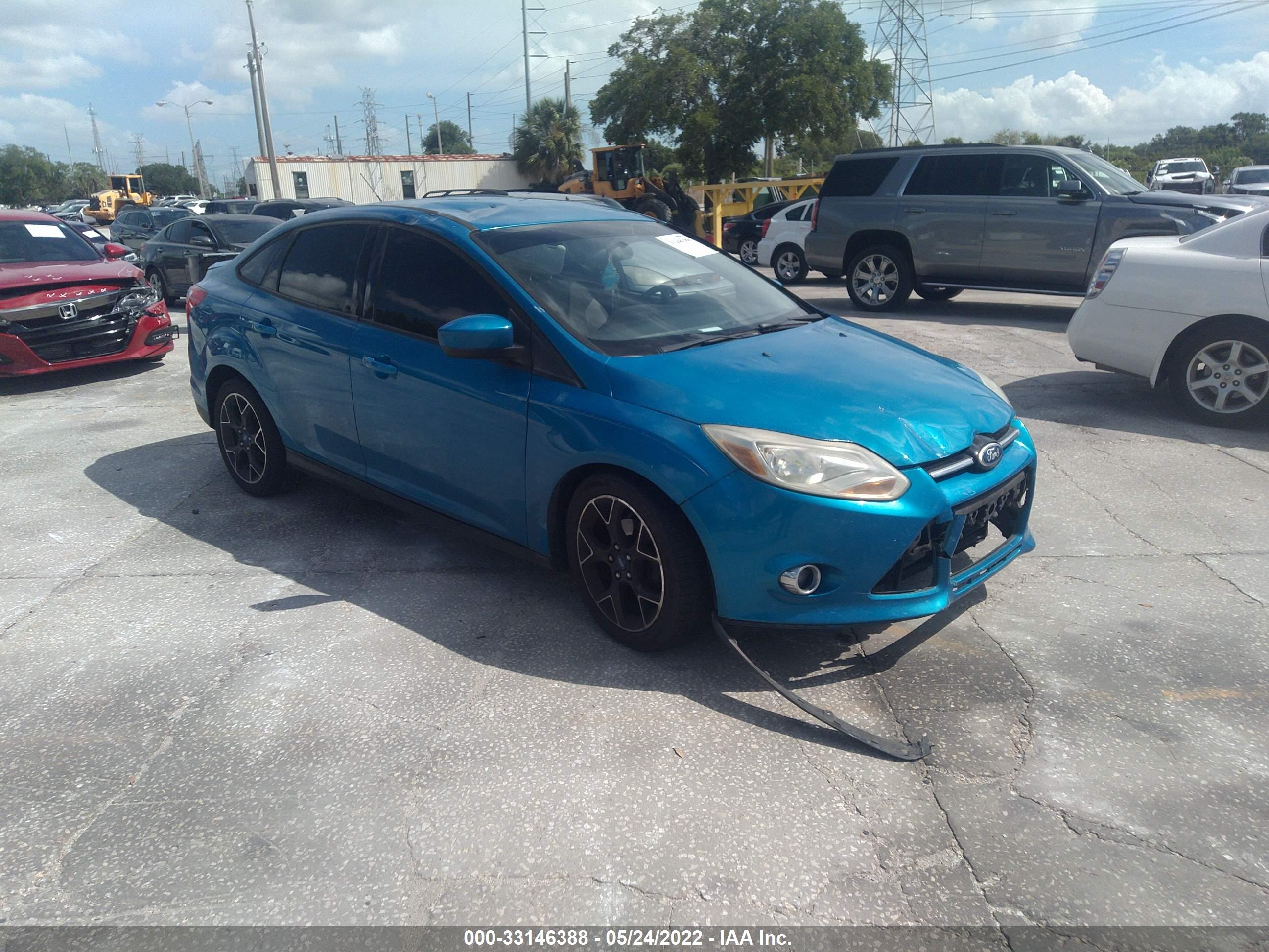 2012 FORD Focus — VIN 1FAHP3F2XCL232168 — photo 1 of 11
