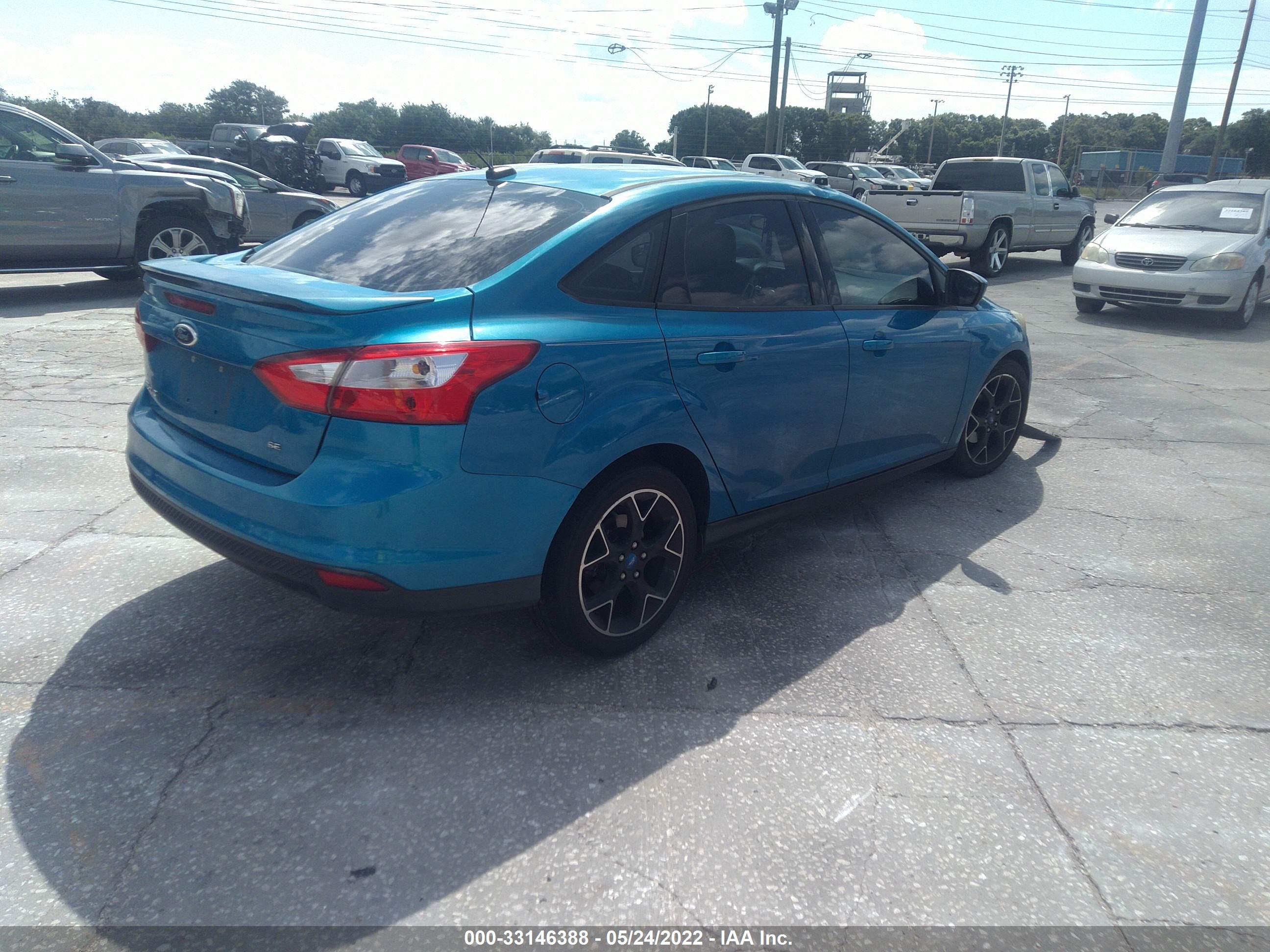 2012 FORD Focus — VIN 1FAHP3F2XCL232168 — photo 4