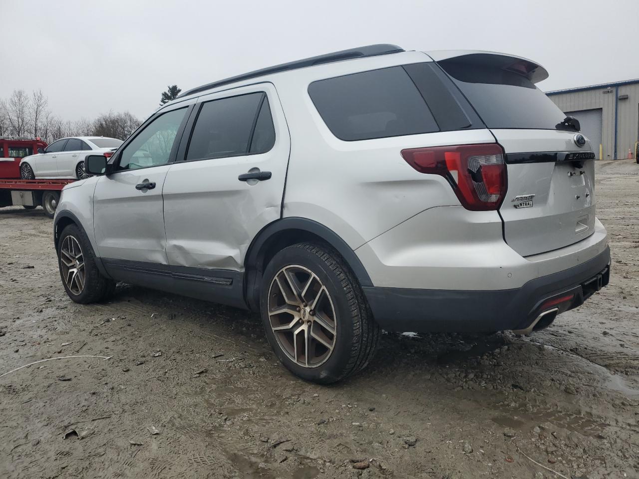 2017 FORD EXPLORER S — VIN 1FM5K8GTXHGA96426 — photo 2
