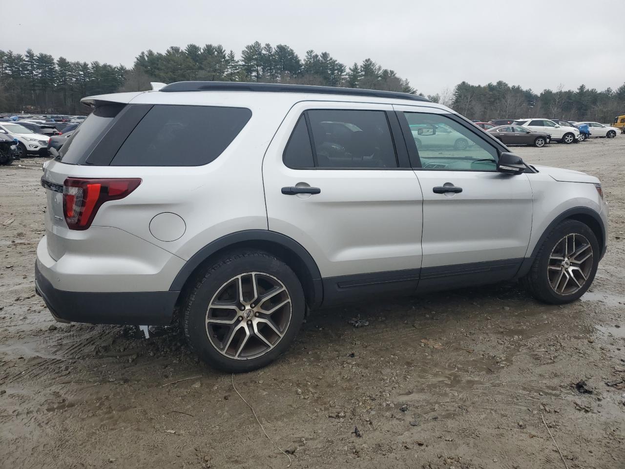 2017 FORD EXPLORER S — VIN 1FM5K8GTXHGA96426 — photo 3