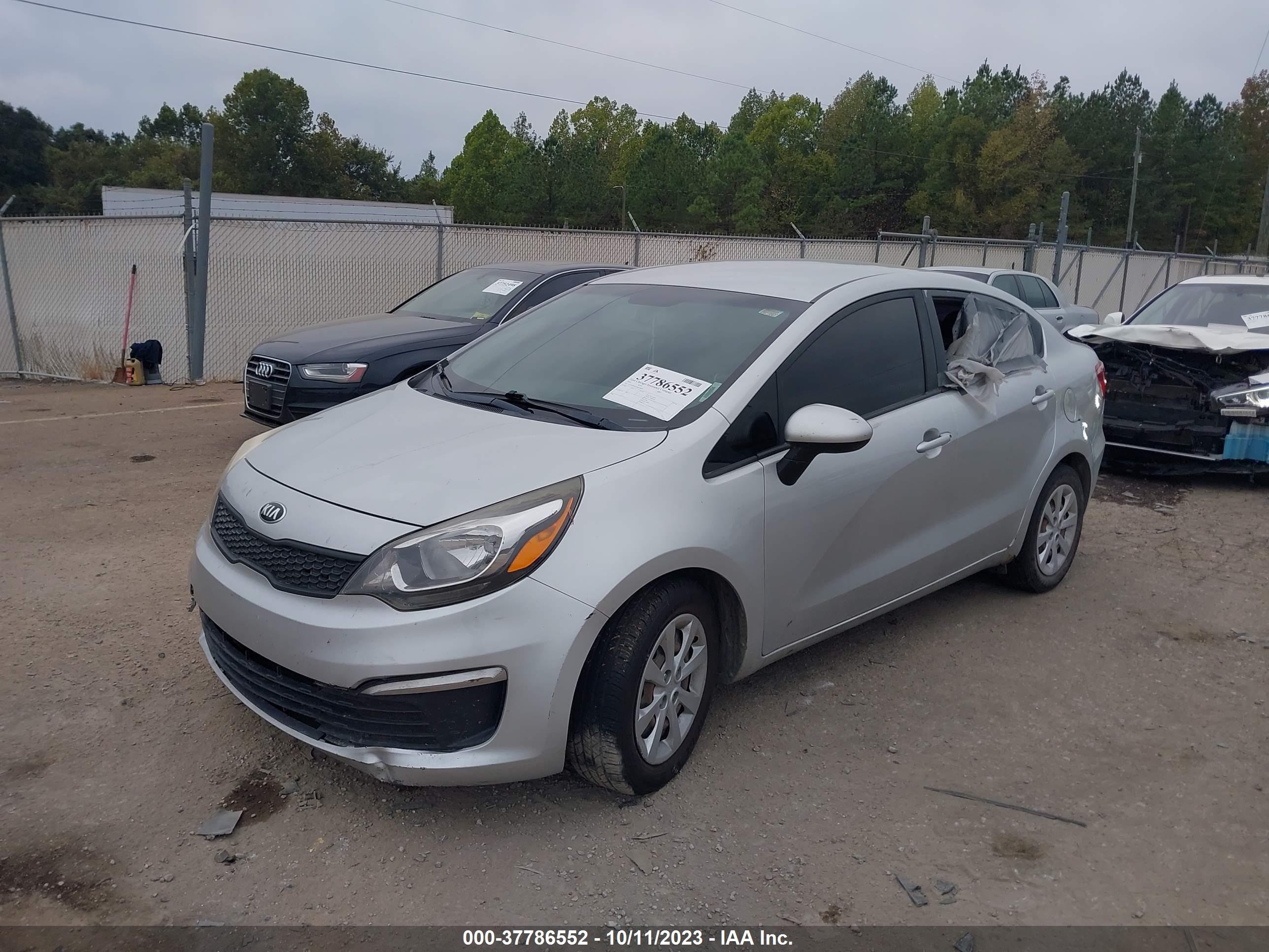 2016 KIA RIO — VIN KNADM4A33G6676890 — photo 2
