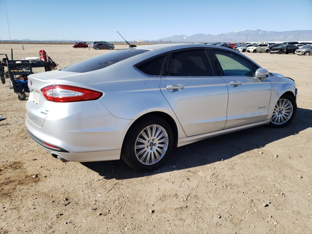 2016 FORD FUSION SE — VIN 3FA6P0LU7GR384508 — photo 3