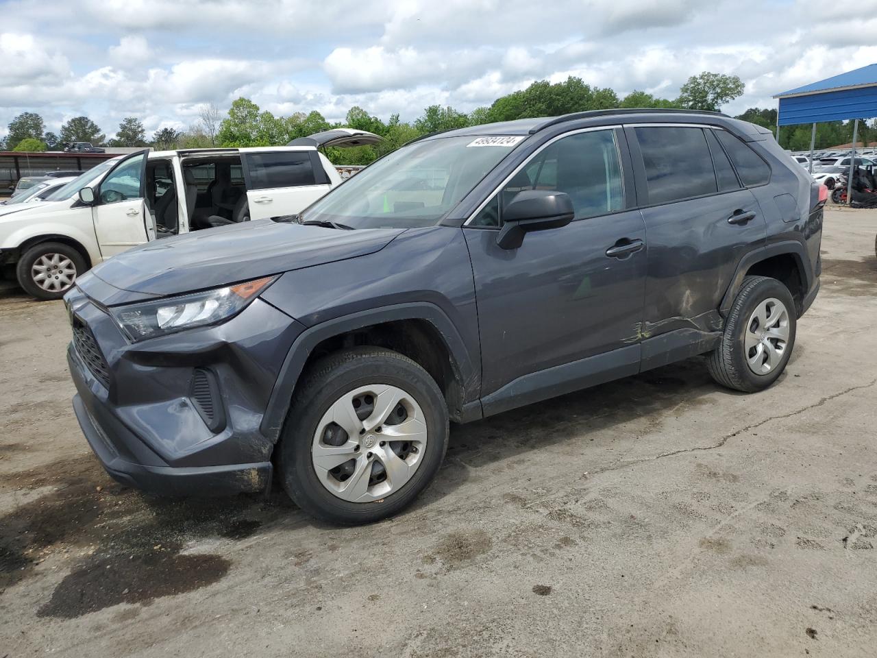 2020 TOYOTA RAV4 LE — VIN 2T3H1RFV3LW102335 — photo 1 of 12