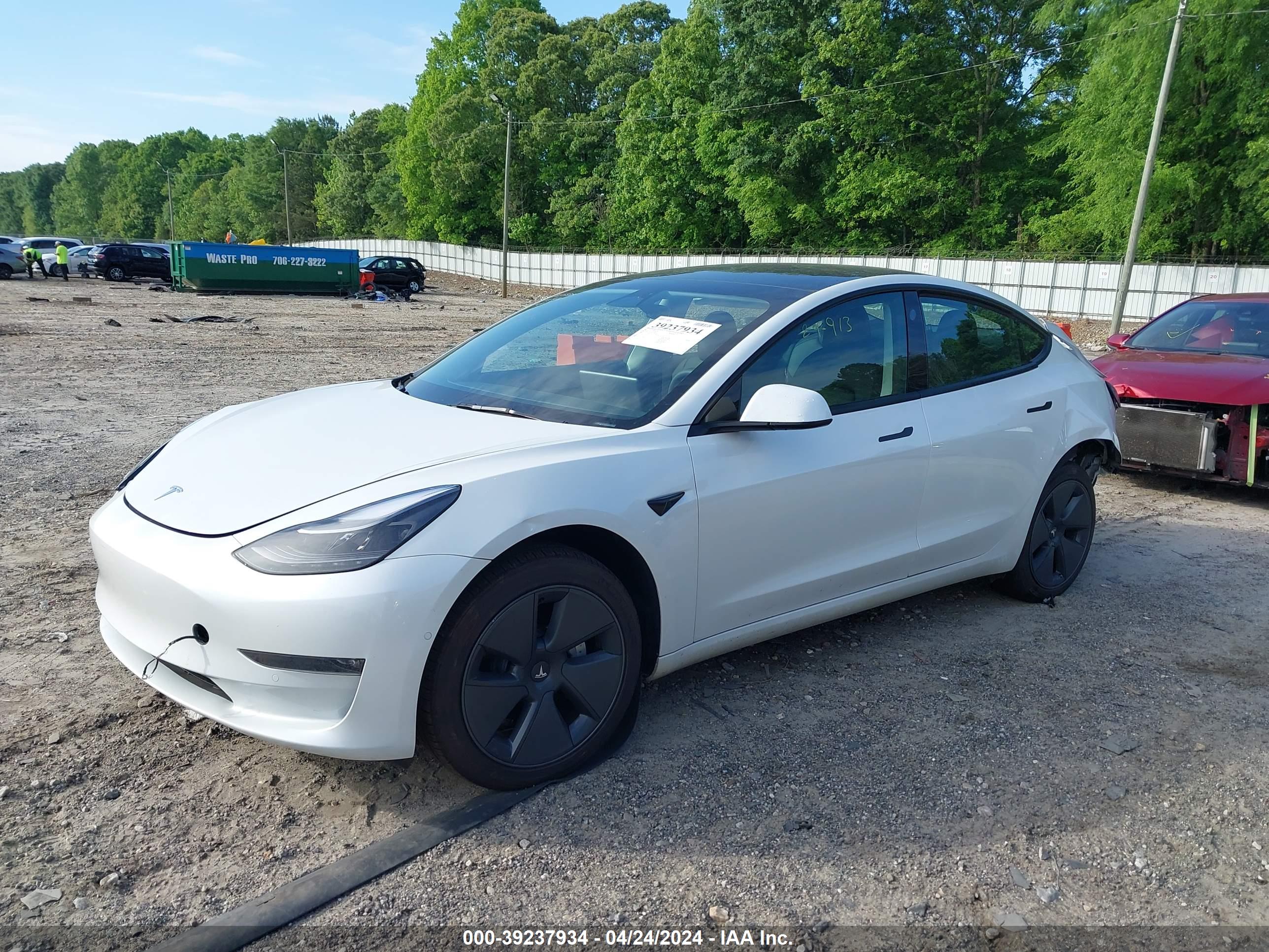 2022 TESLA MODEL 3 — VIN 5YJ3E1EB1NF178426 — photo 2