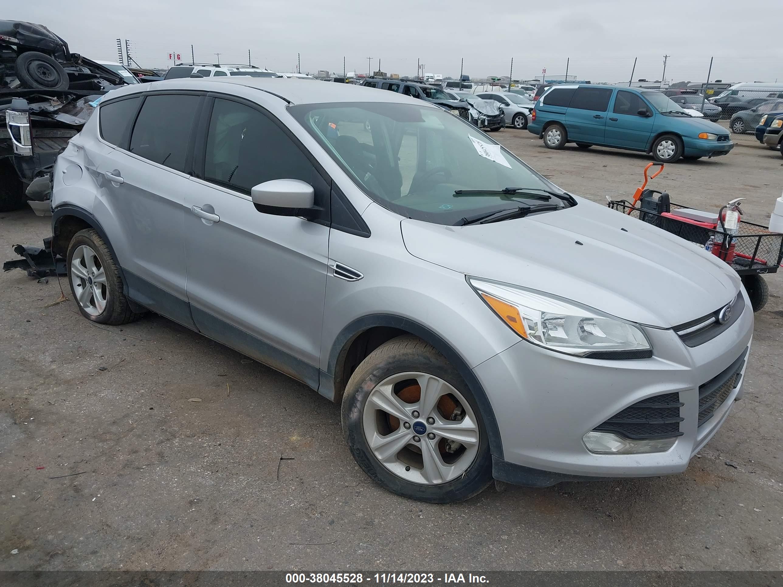 2016 FORD ESCAPE