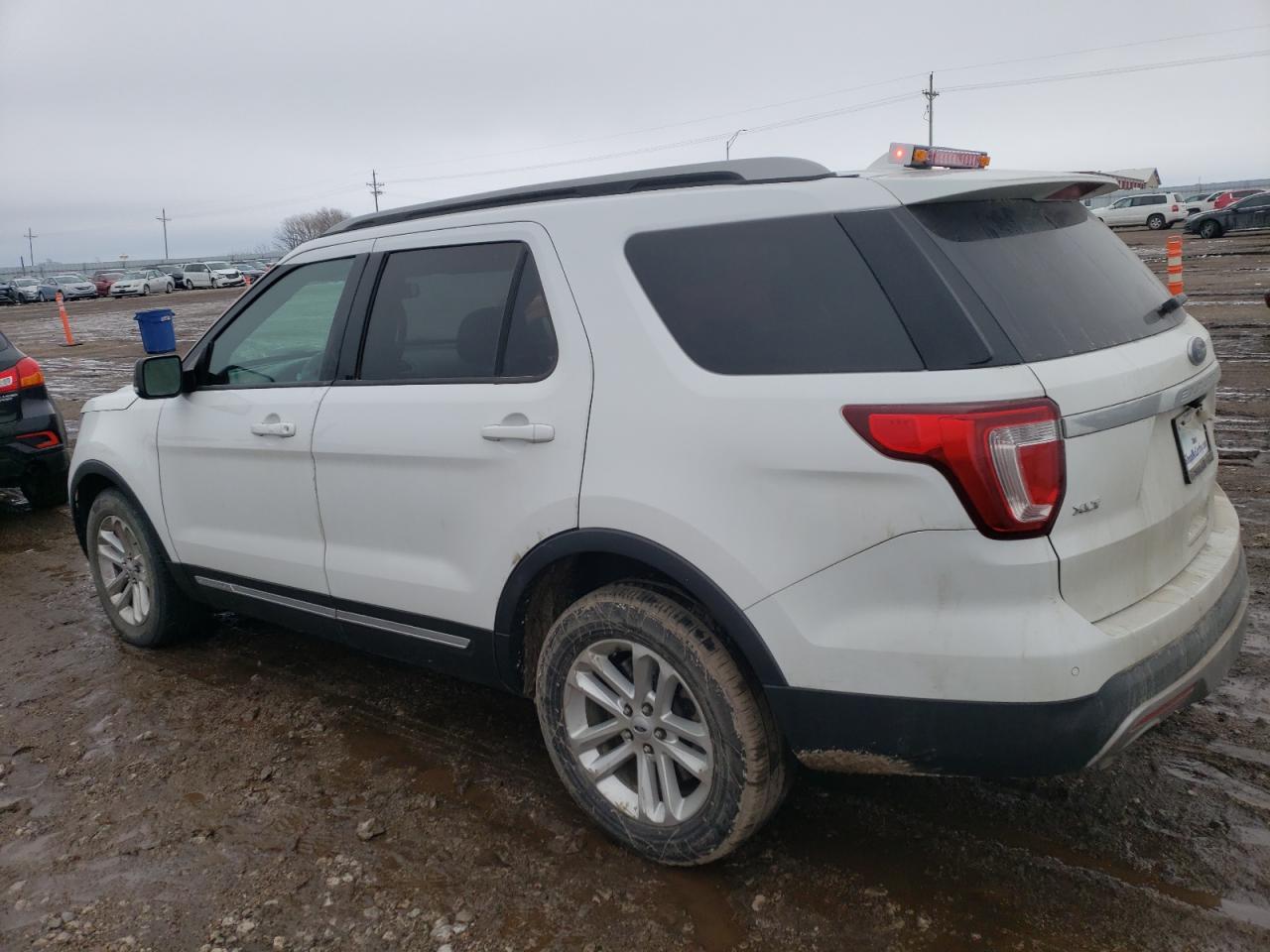 2017 FORD EXPLORER X — VIN 1FM5K7DH6HGC09248 — photo 2
