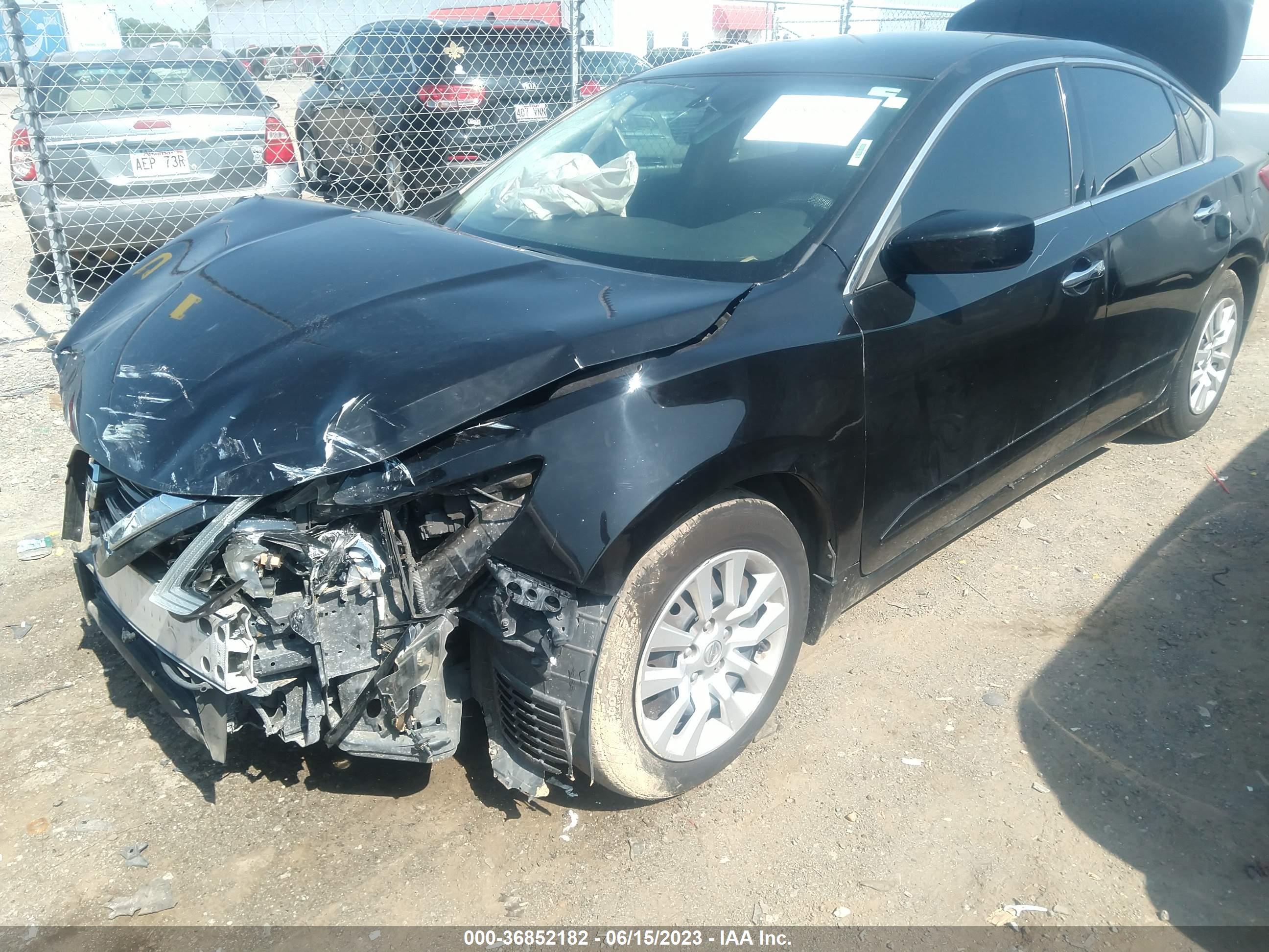 2016 NISSAN Altima — VIN 1N4AL3AP2GC234423 — photo 2