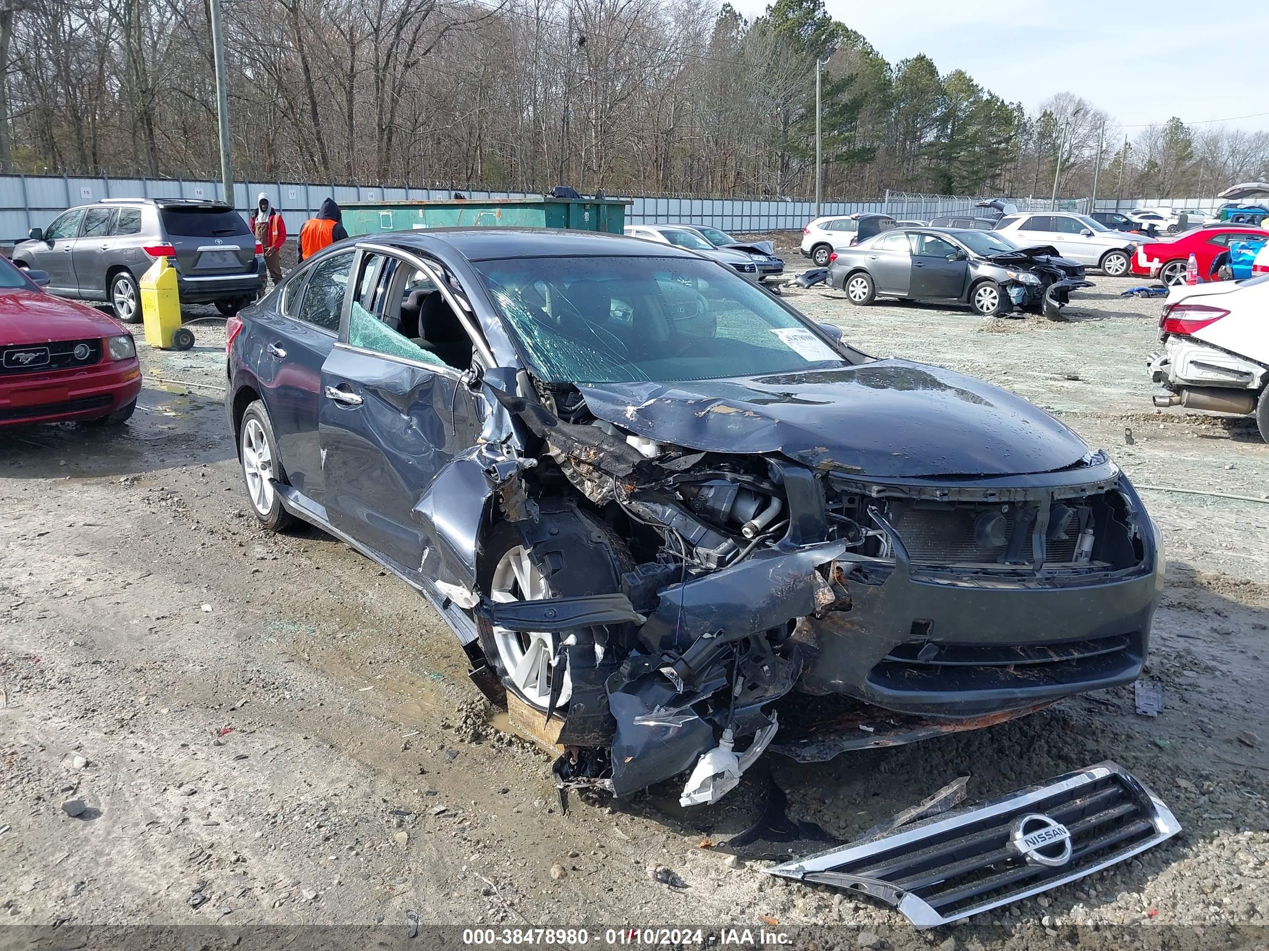 2013 NISSAN ALTIMA — VIN 1N4AL3AP9DC256317 — photo 1 of 16