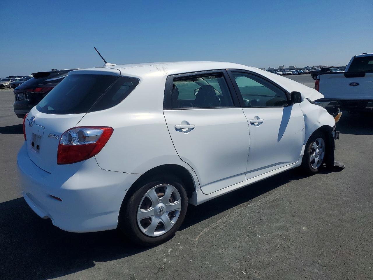 2009 TOYOTA Matrix — VIN 2T1KU40E99C066436 — photo 3