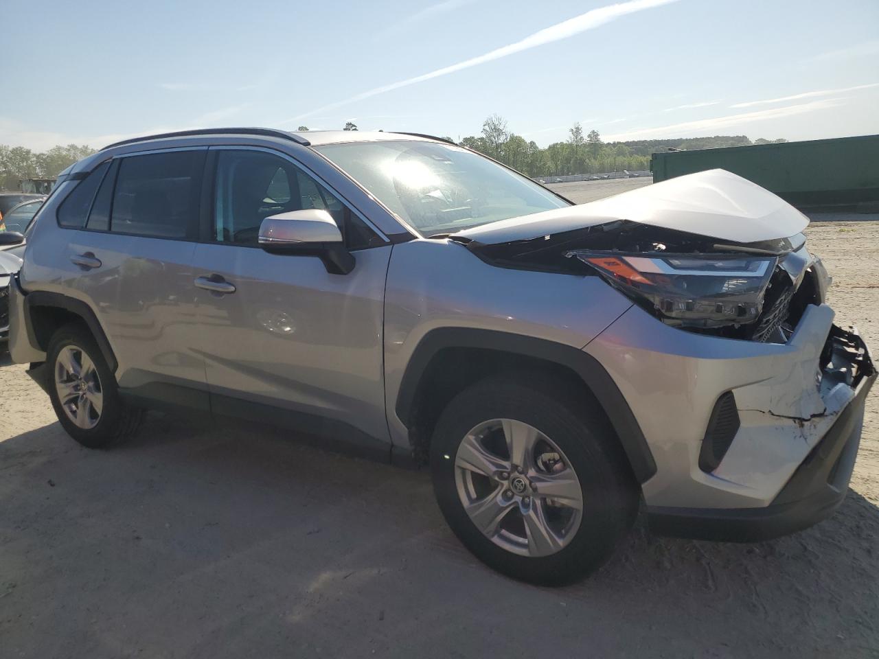 2023 TOYOTA RAV4 XLE — VIN 2T3W1RFV7PW283646 — photo 4