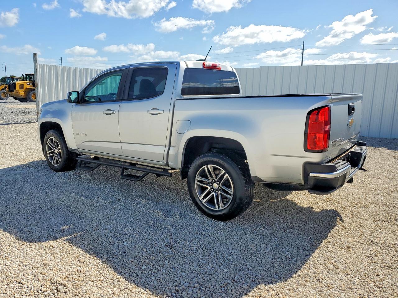 2020 CHEVROLET Colorado — VIN 1GCGSBEN3L1179934 — photo 2