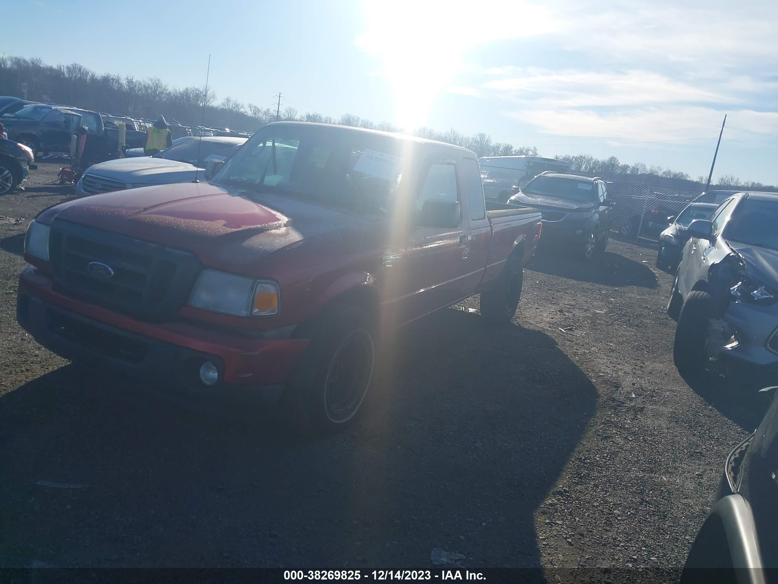2010 FORD RANGER — VIN 1FTLR4FEXAPA40723 — photo 2