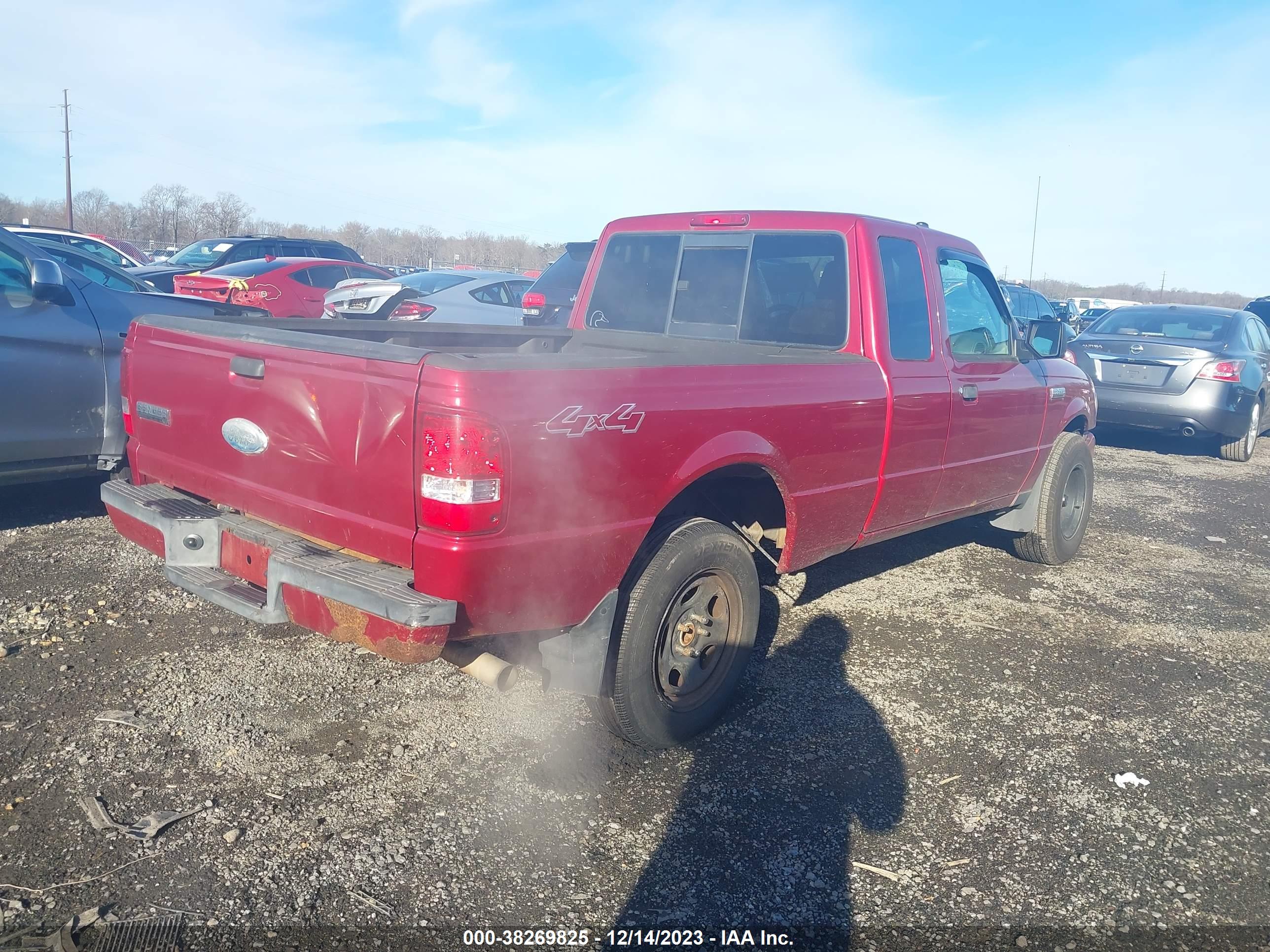2010 FORD RANGER — VIN 1FTLR4FEXAPA40723 — photo 4
