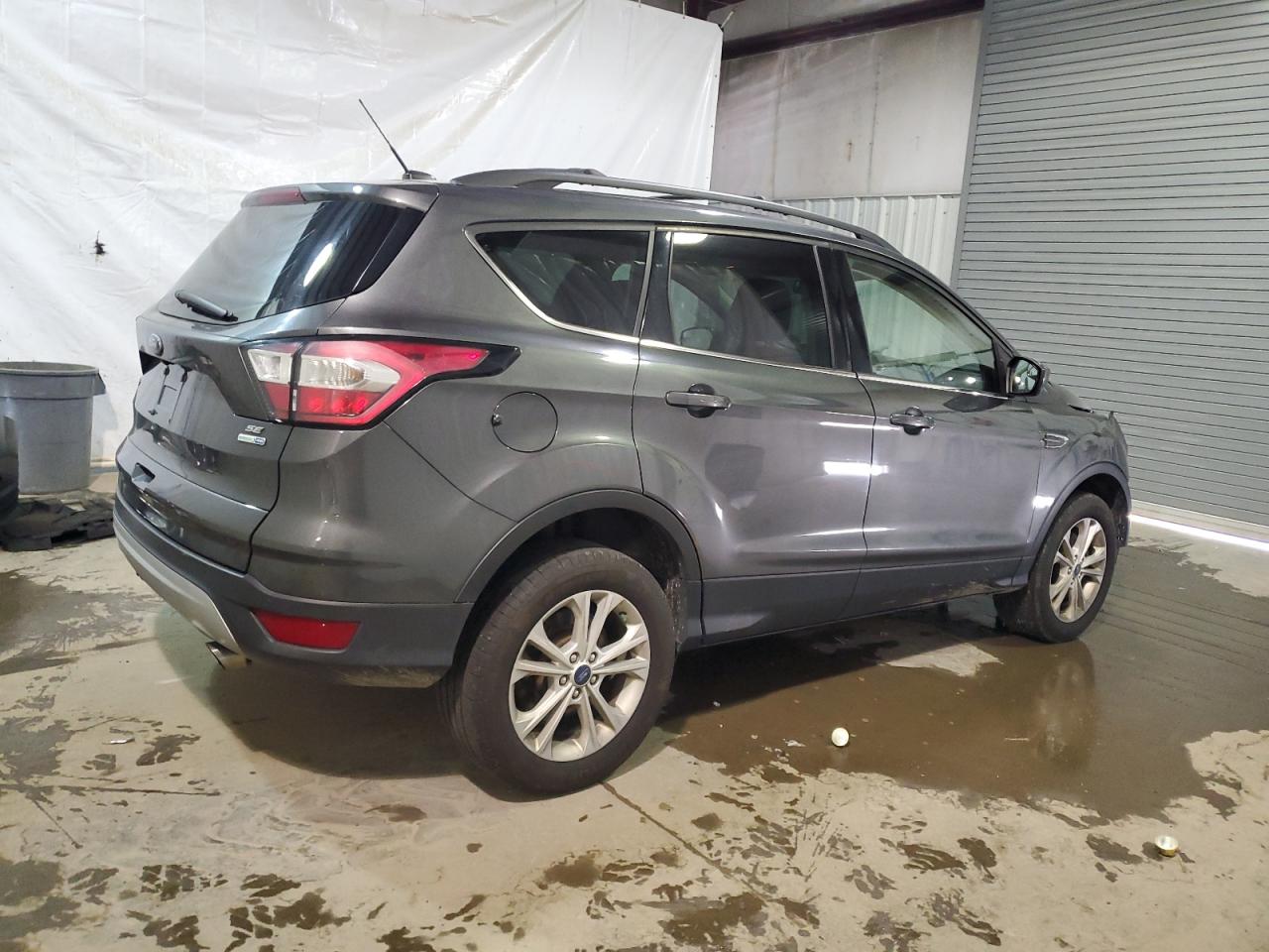 2017 FORD ESCAPE SE — VIN 1FMCU9G92HUE59184 — photo 3