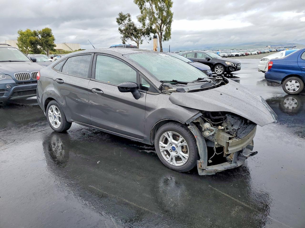 2015 FORD Fiesta — VIN 3FADP4BJ9FM216659 — photo 4