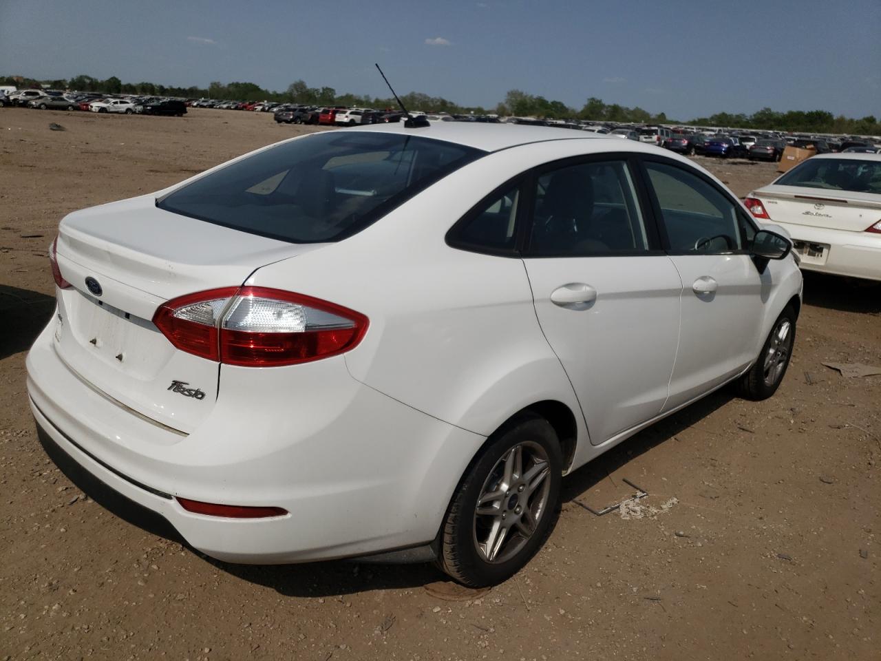2017 FORD FIESTA SE — VIN 3FADP4BJ2HM131908 — photo 3
