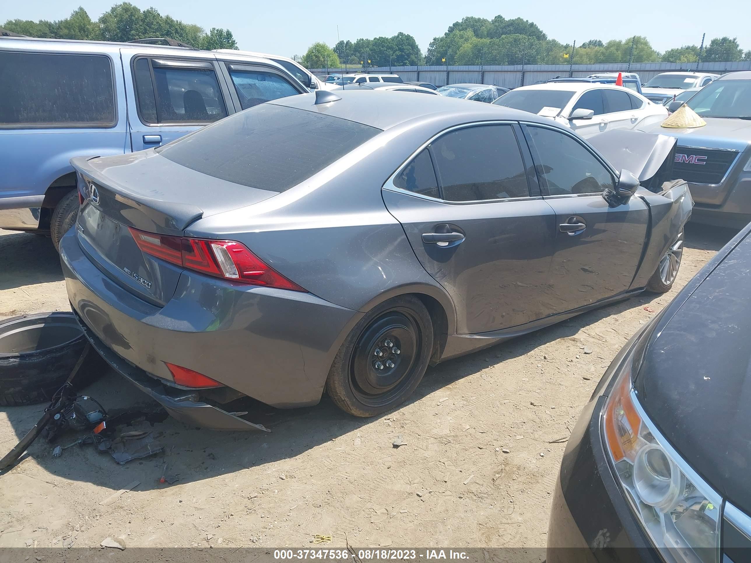 2016 LEXUS IS 300 — VIN JTHCM1D29G5003316 — photo 4