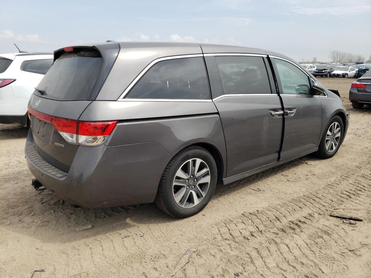 2017 HONDA ODYSSEY TO — VIN 5FNRL5H91HB013688 — photo 3