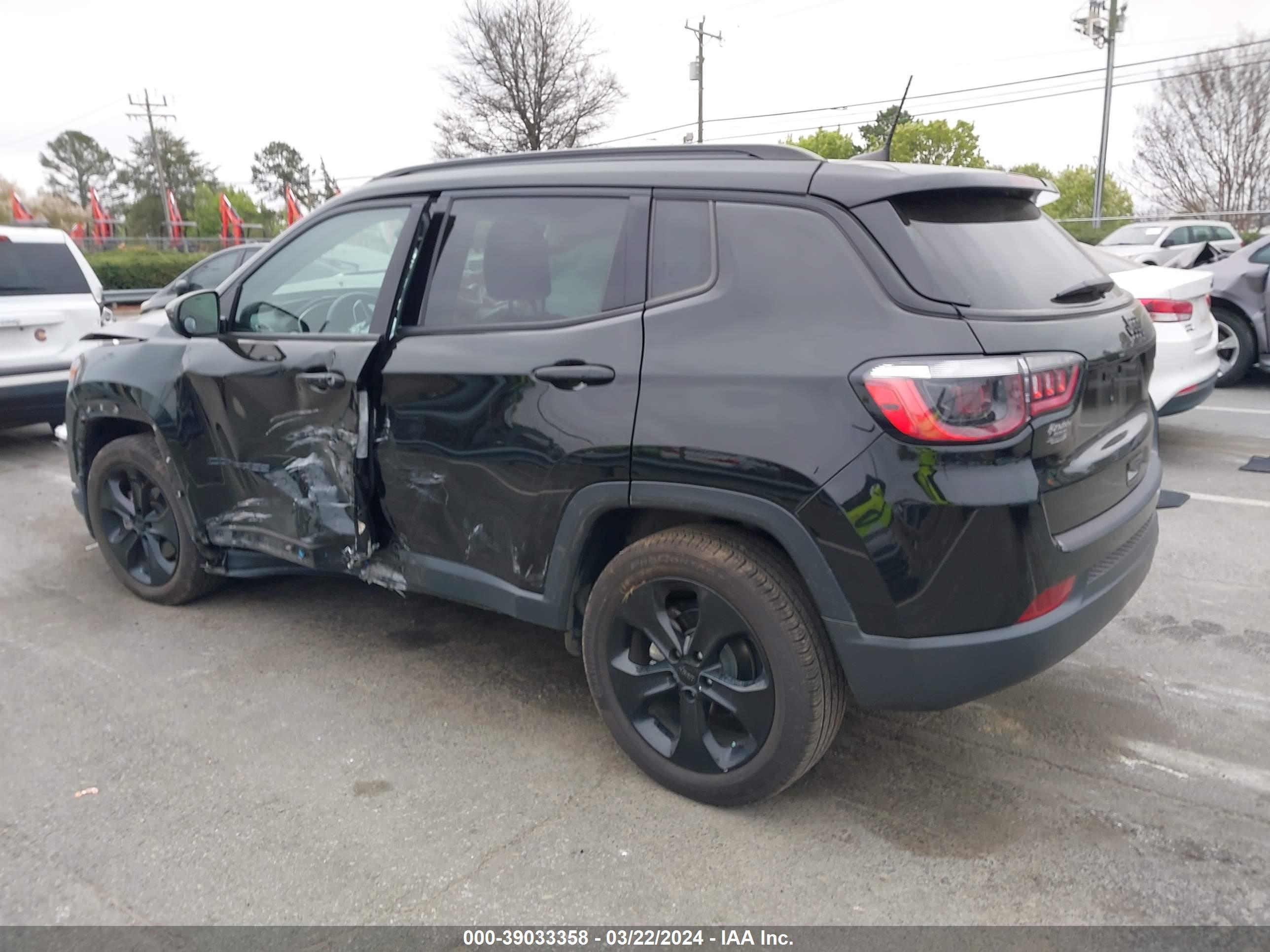 2021 JEEP COMPASS — VIN 3C4NJCBB8MT502136 — photo 3